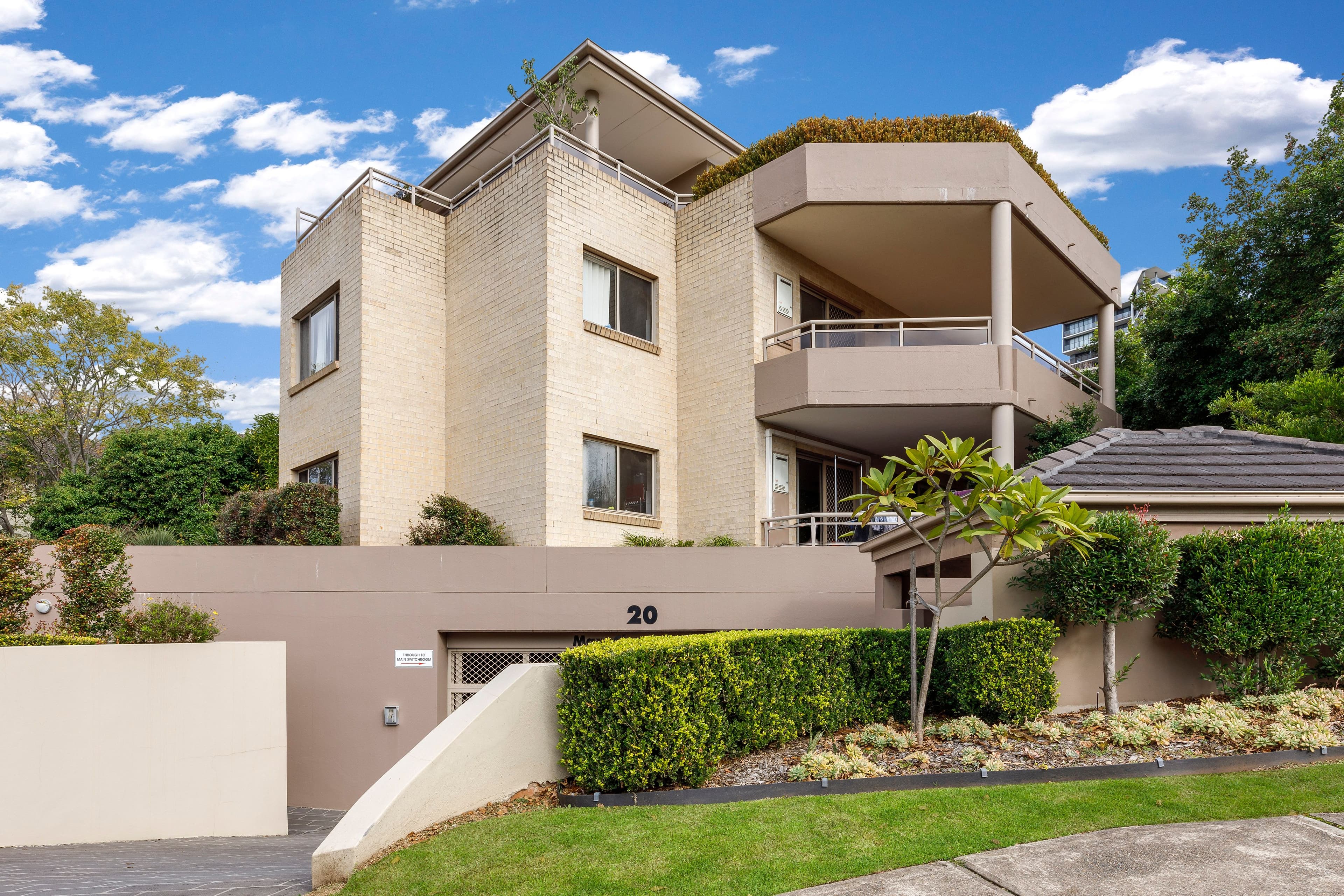 20 Essex Street, Epping NSW 2121, Epping - Thumbnail 2