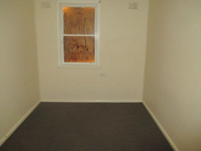 10 Greene Avenue, Coonamble - Thumbnail 7