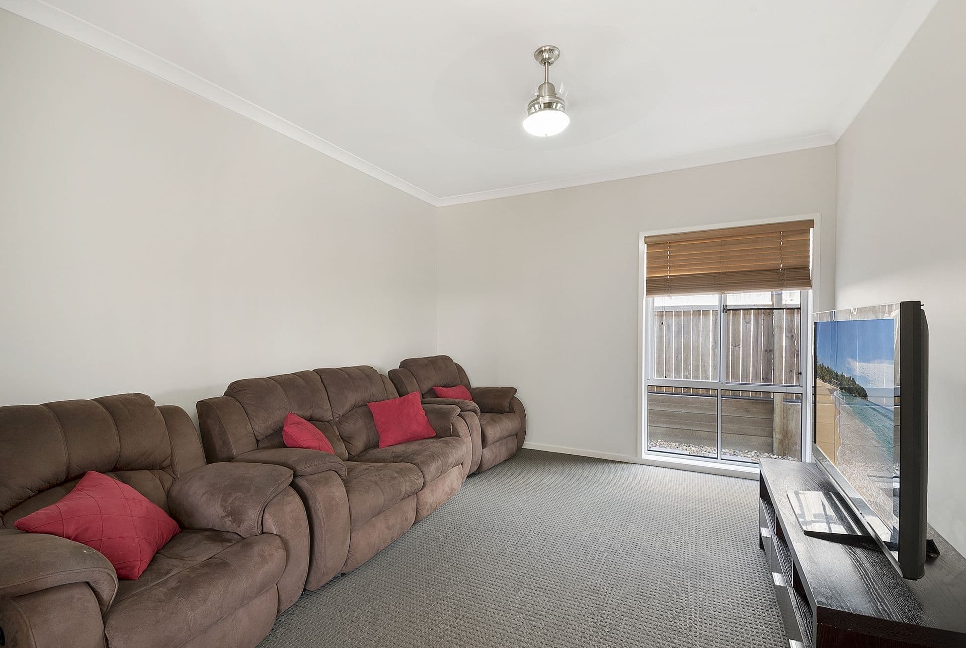 42 Shimao Crescent, North Lakes QLD 4509, North Lakes - Thumbnail 5