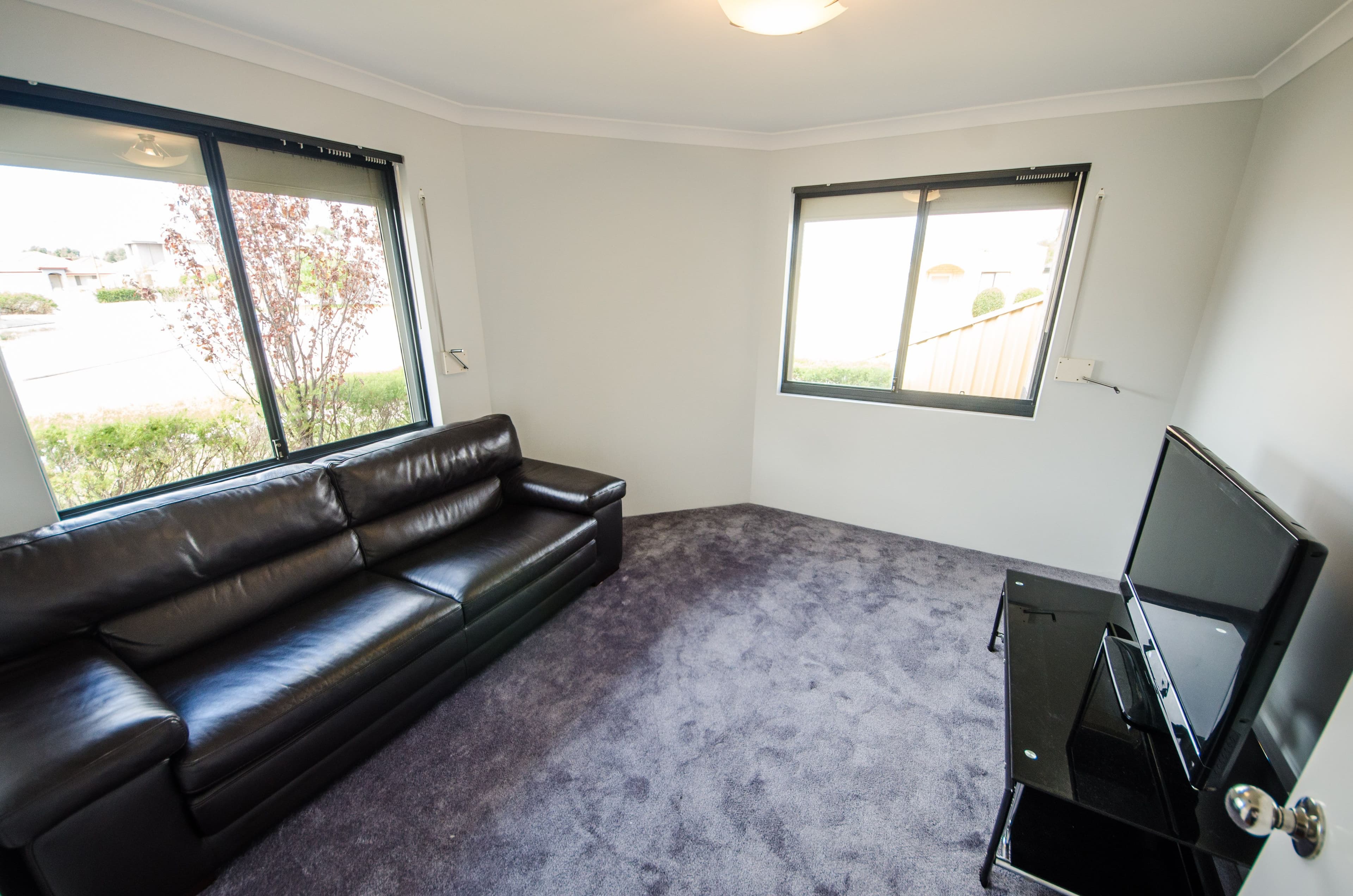 33 Pentland Street, Canning Vale WA 6155, Canning Vale - Thumbnail 2