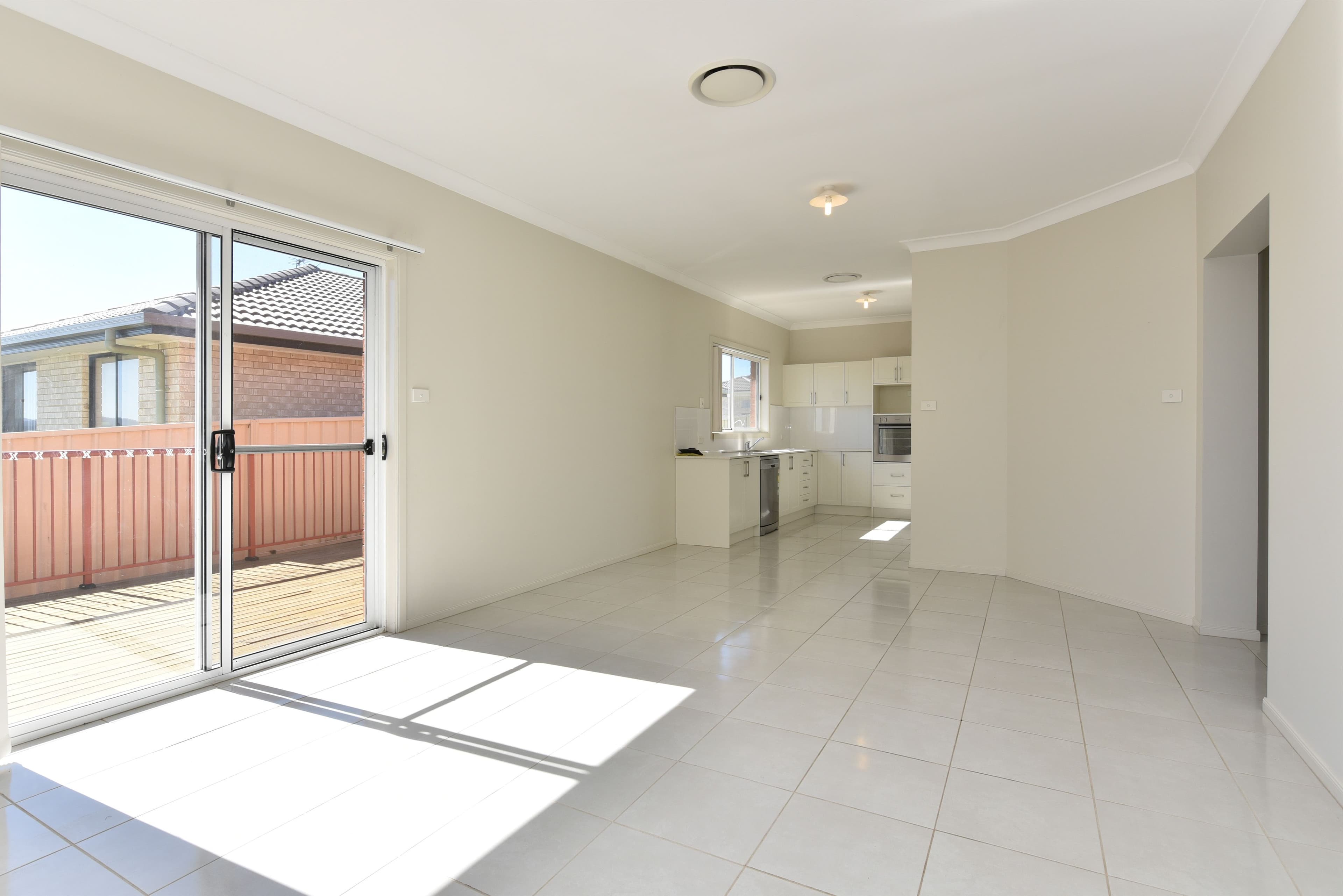 2 Andrew Court, Rutherford - Thumbnail 3