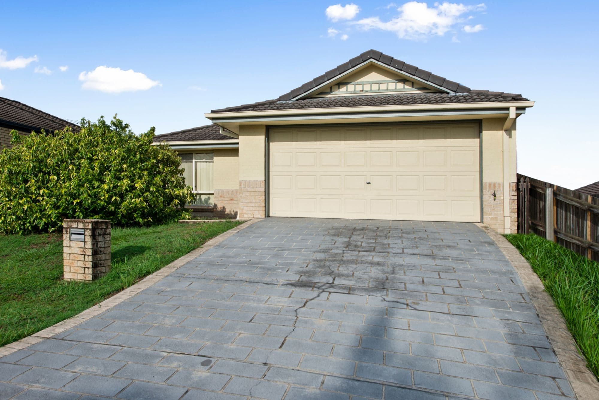 14 Zoe Place, Deception Bay QLD 4508, Deception Bay - Image 1