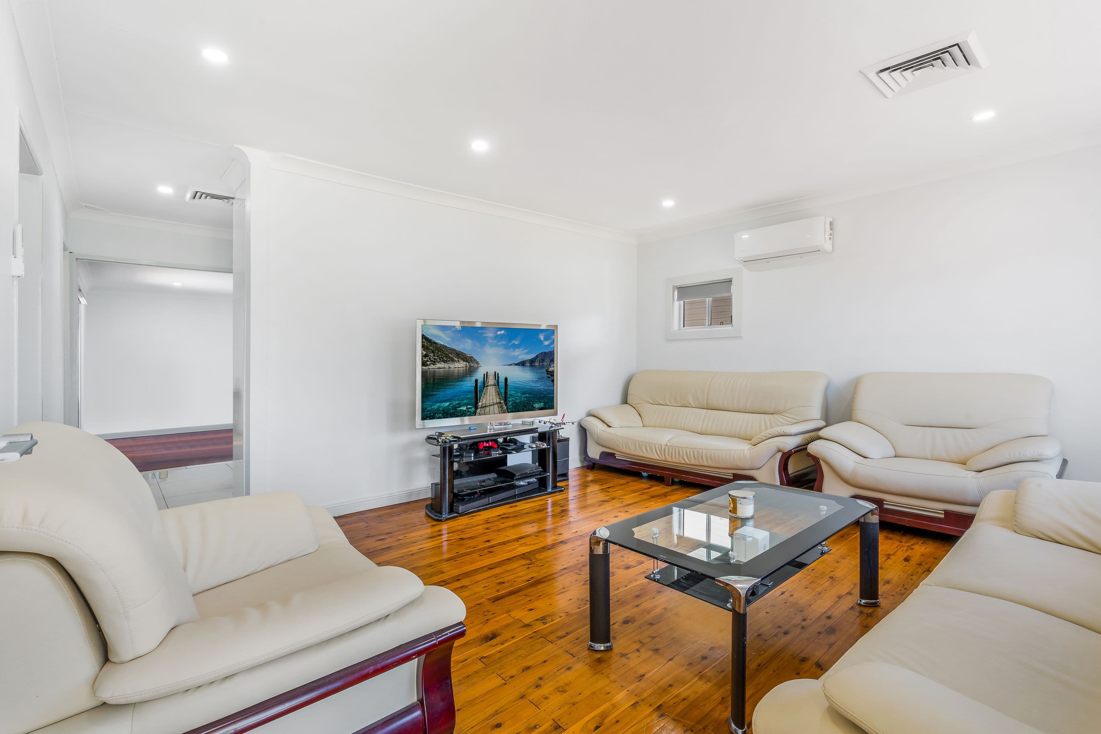 17 Norfolk Avenue, Fairfield West NSW 2165, Fairfield West - Thumbnail 4