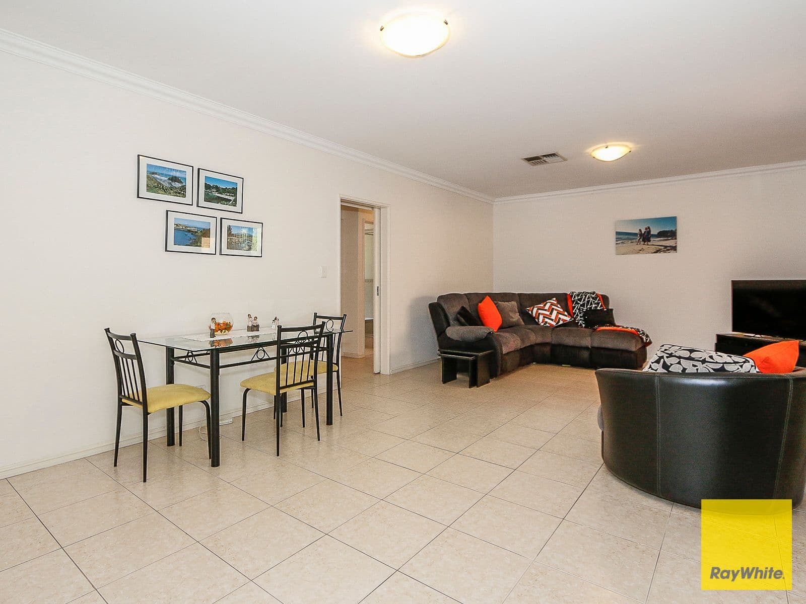 16 Lockeport Approach, Madeley WA 6065, Madeley - Thumbnail 8