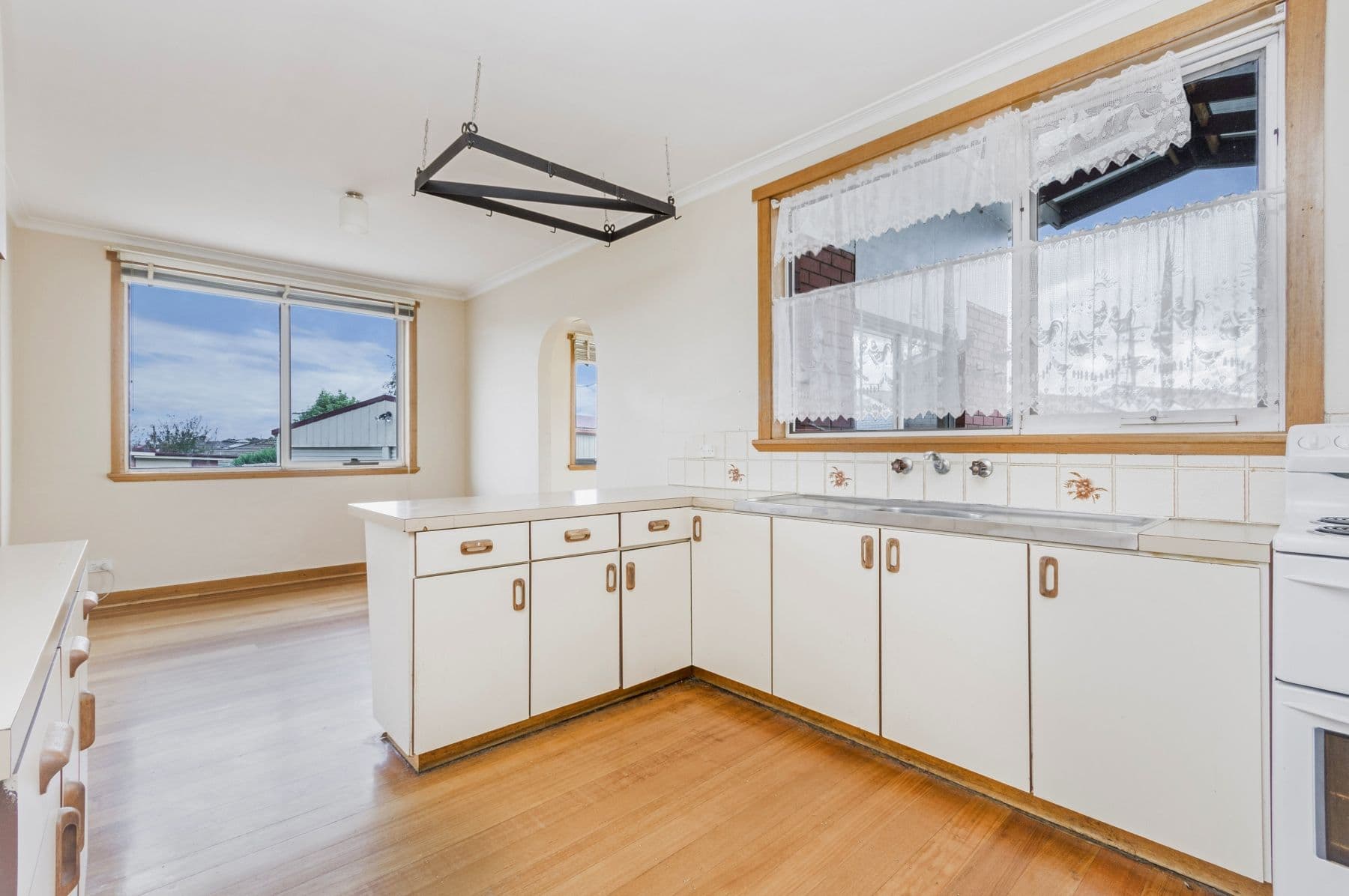 16 Procter Street, Newnham TAS 7248, Newnham - Thumbnail 3