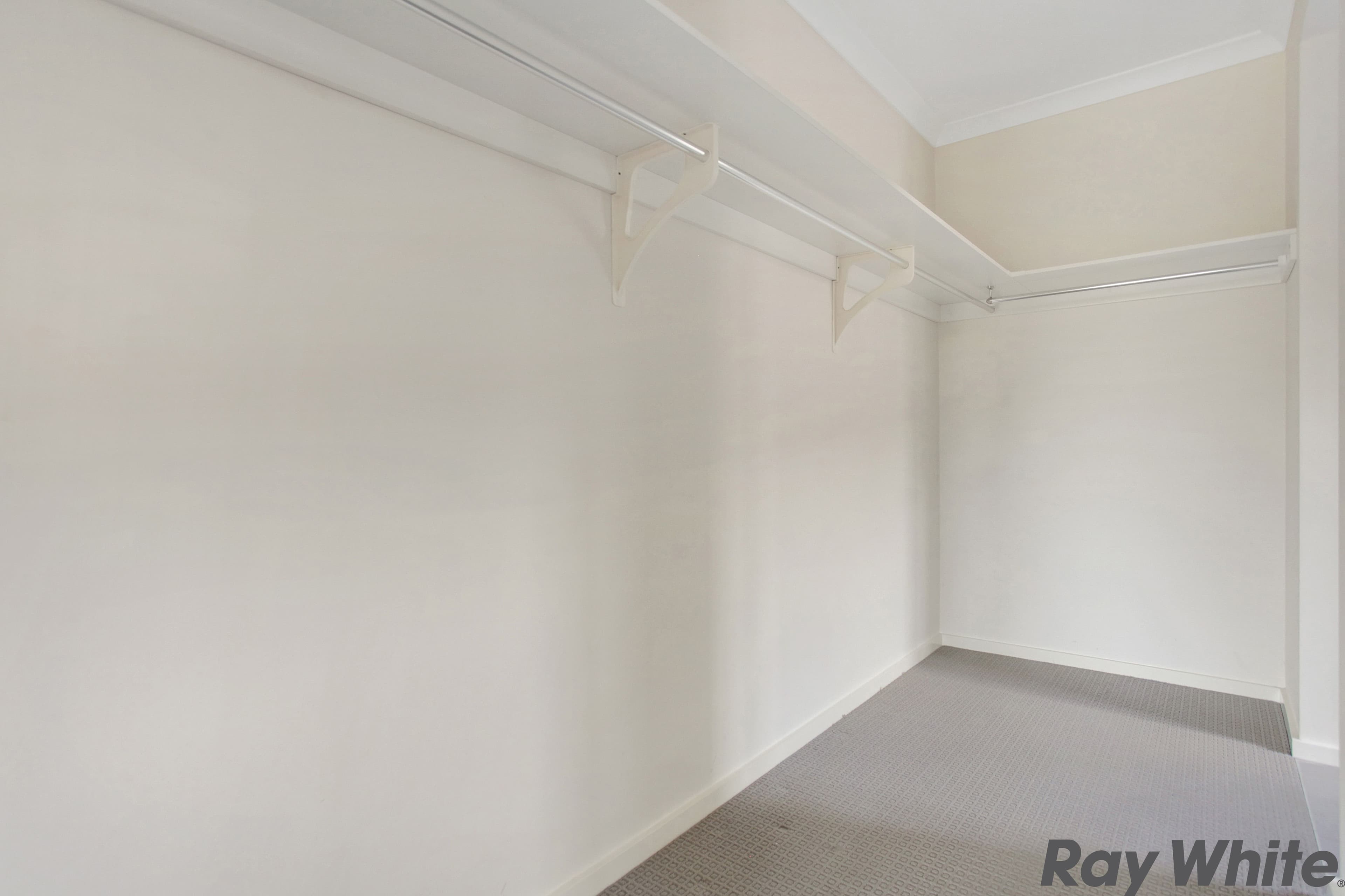 13 Daylily Drive, Keysborough VIC 3173, Keysborough - Thumbnail 3