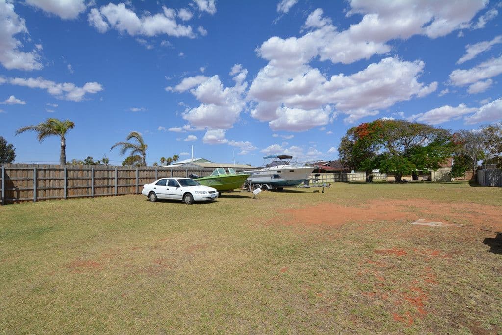44 Cleaver Street, Carnarvon WA 6701, South Carnarvon - Thumbnail 3