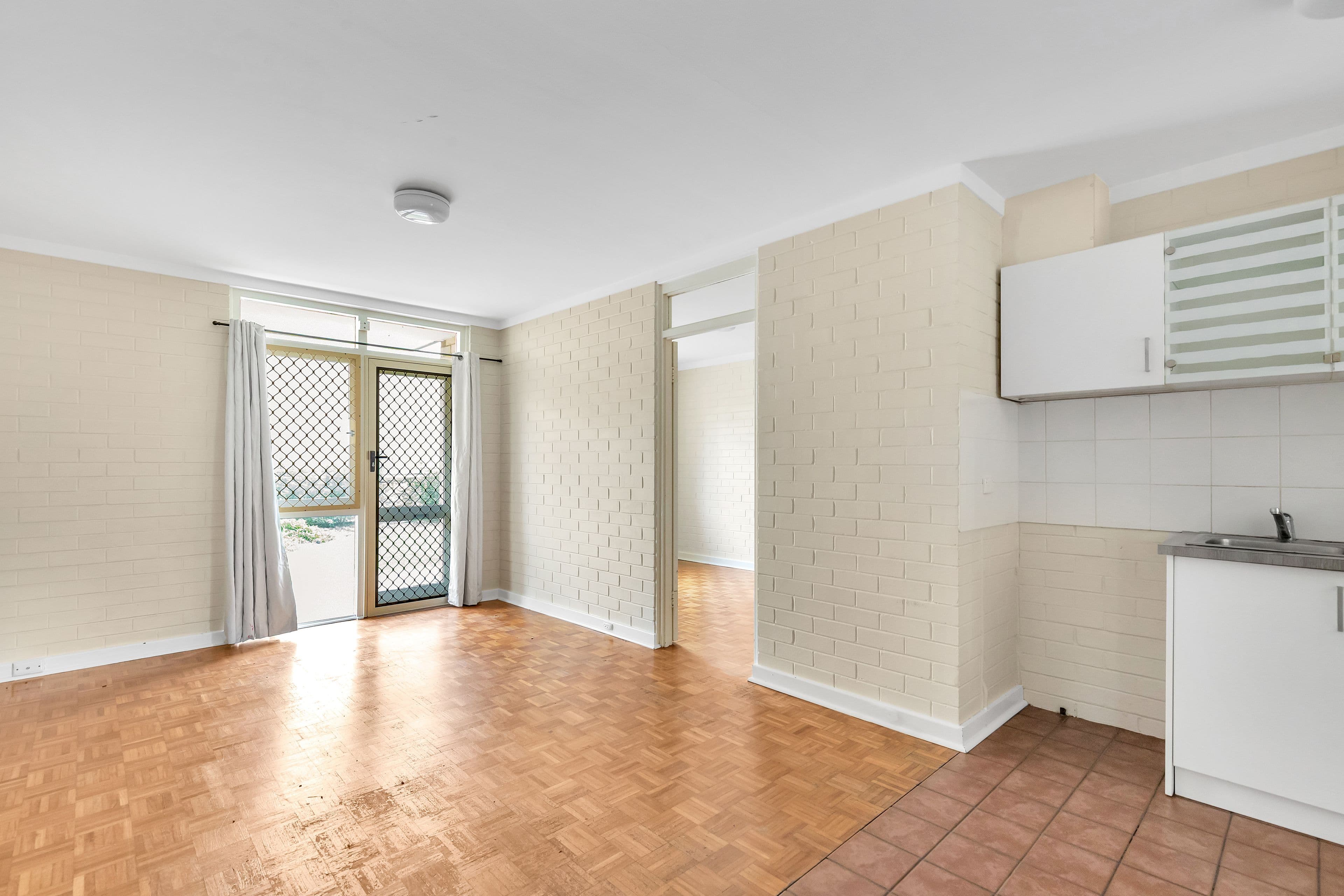 5/34 Arundel Street, Fremantle WA 6160, Fremantle - Thumbnail 2