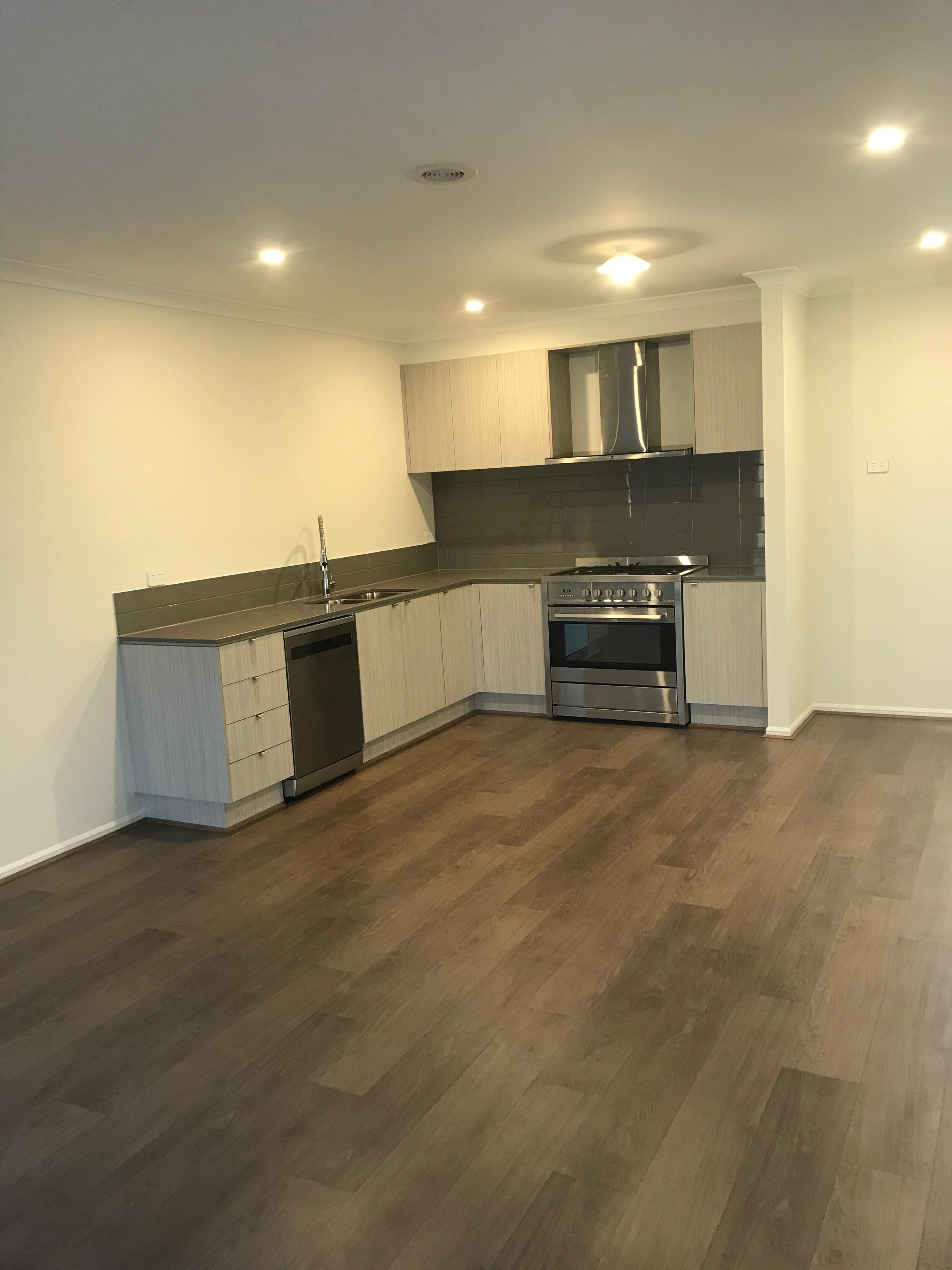 8 Hagley Street, Truganina VIC 3029, Truganina - Thumbnail 2