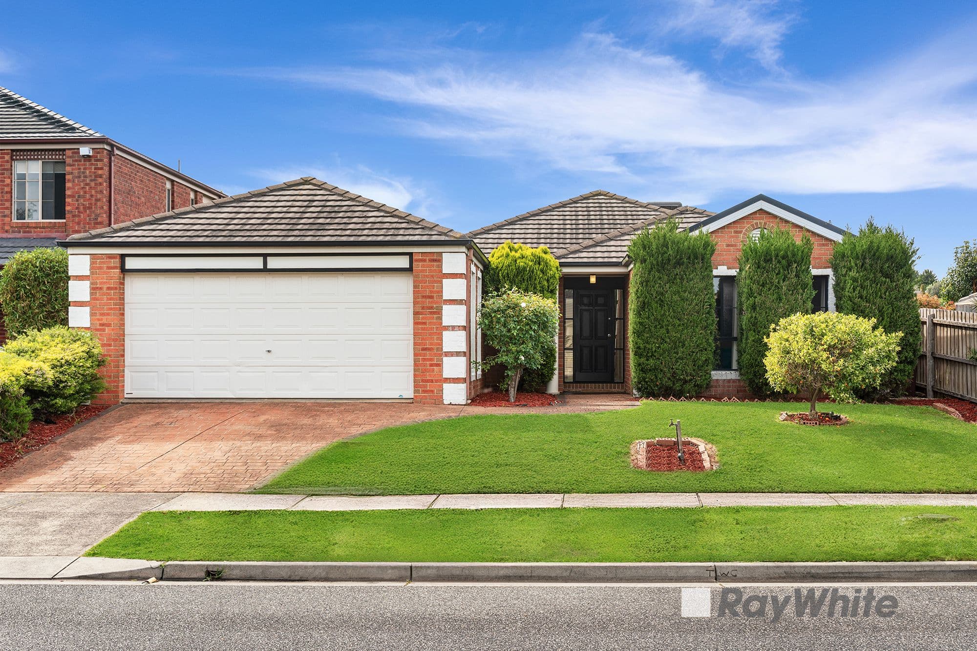 10 Camberwell Drive, Narre Warren VIC 3805, Narre Warren - Image 1