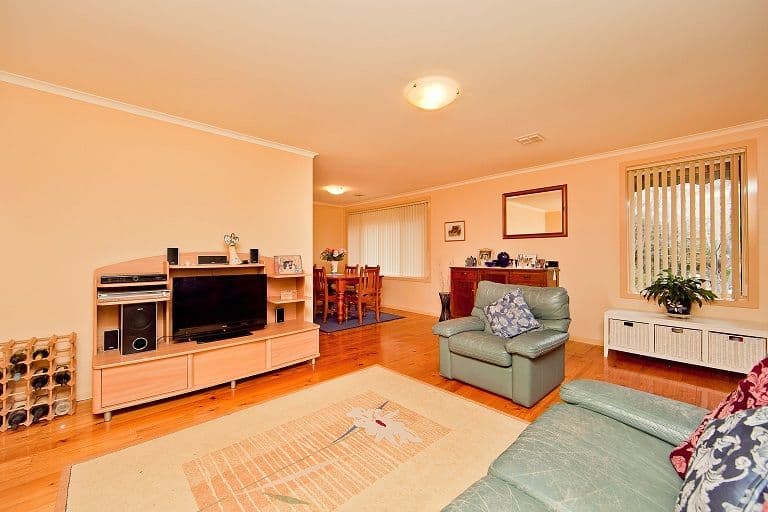 13 Mathieson Crescent, Weetangera ACT 2614, Weetangera - Thumbnail 6