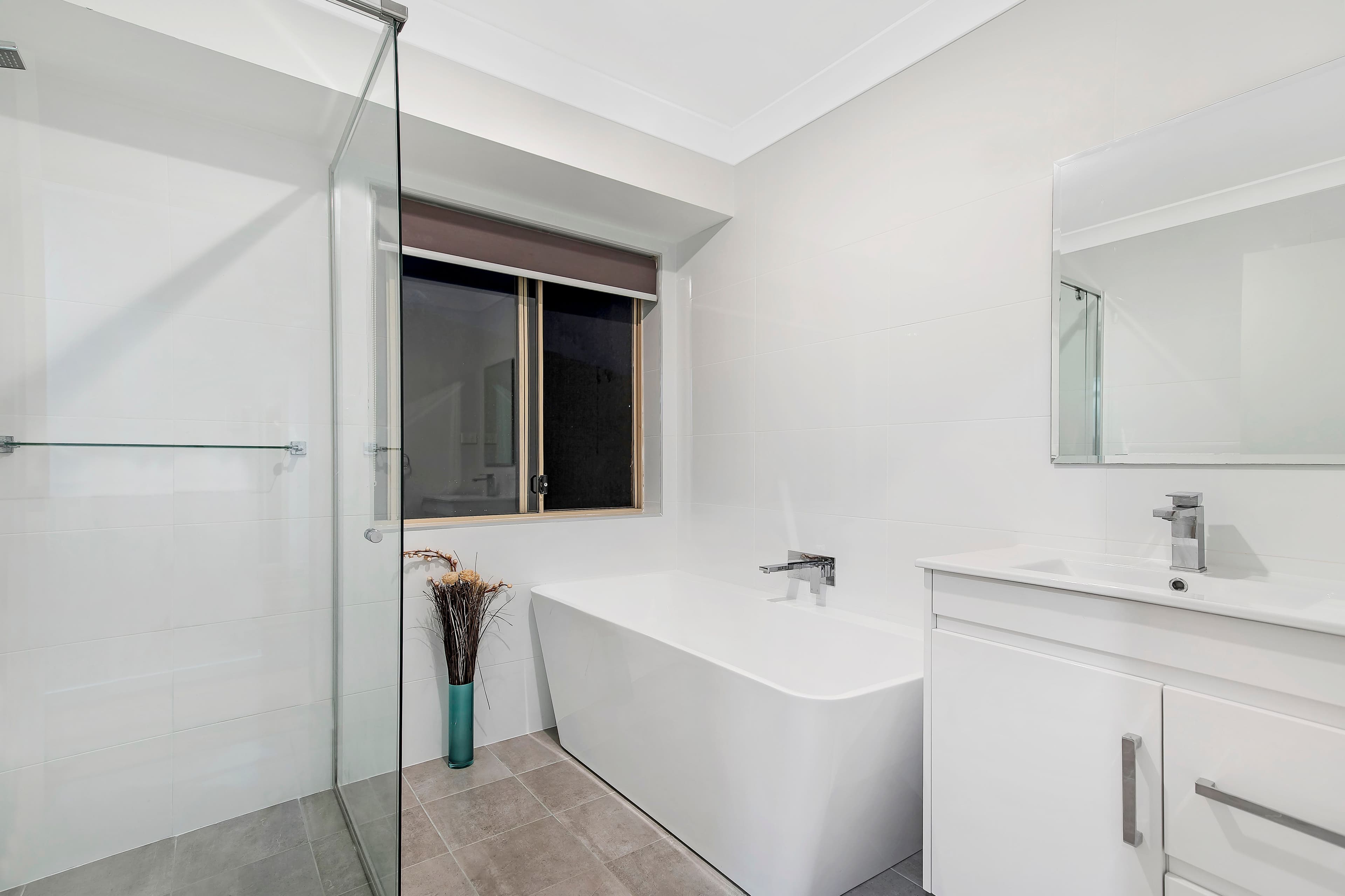 1 Corrella Avenue, Green Point - Thumbnail 8