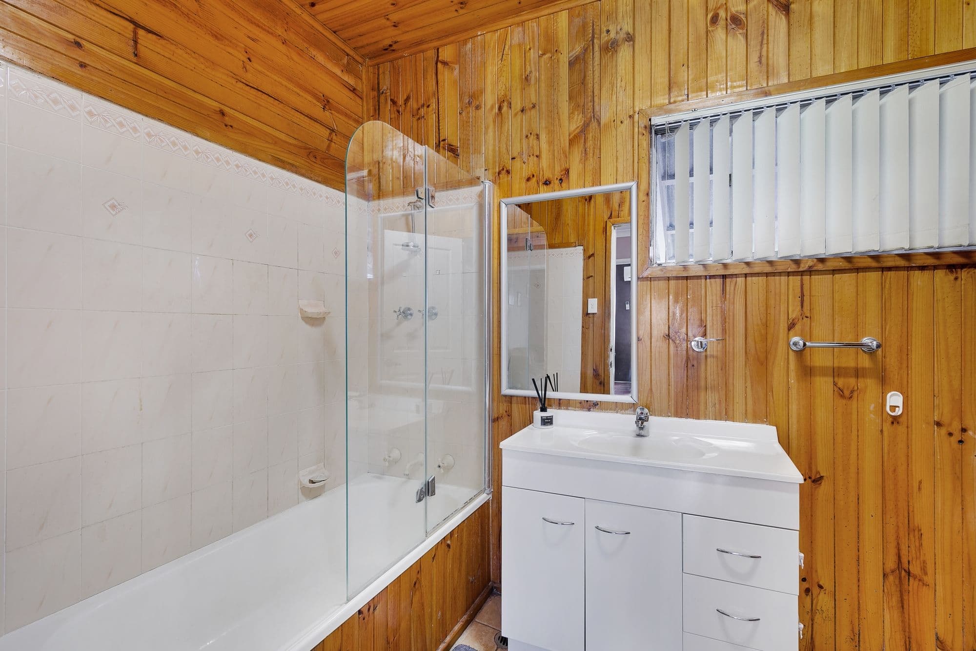 22 Gregory Street, Berkeley Vale - Thumbnail 6