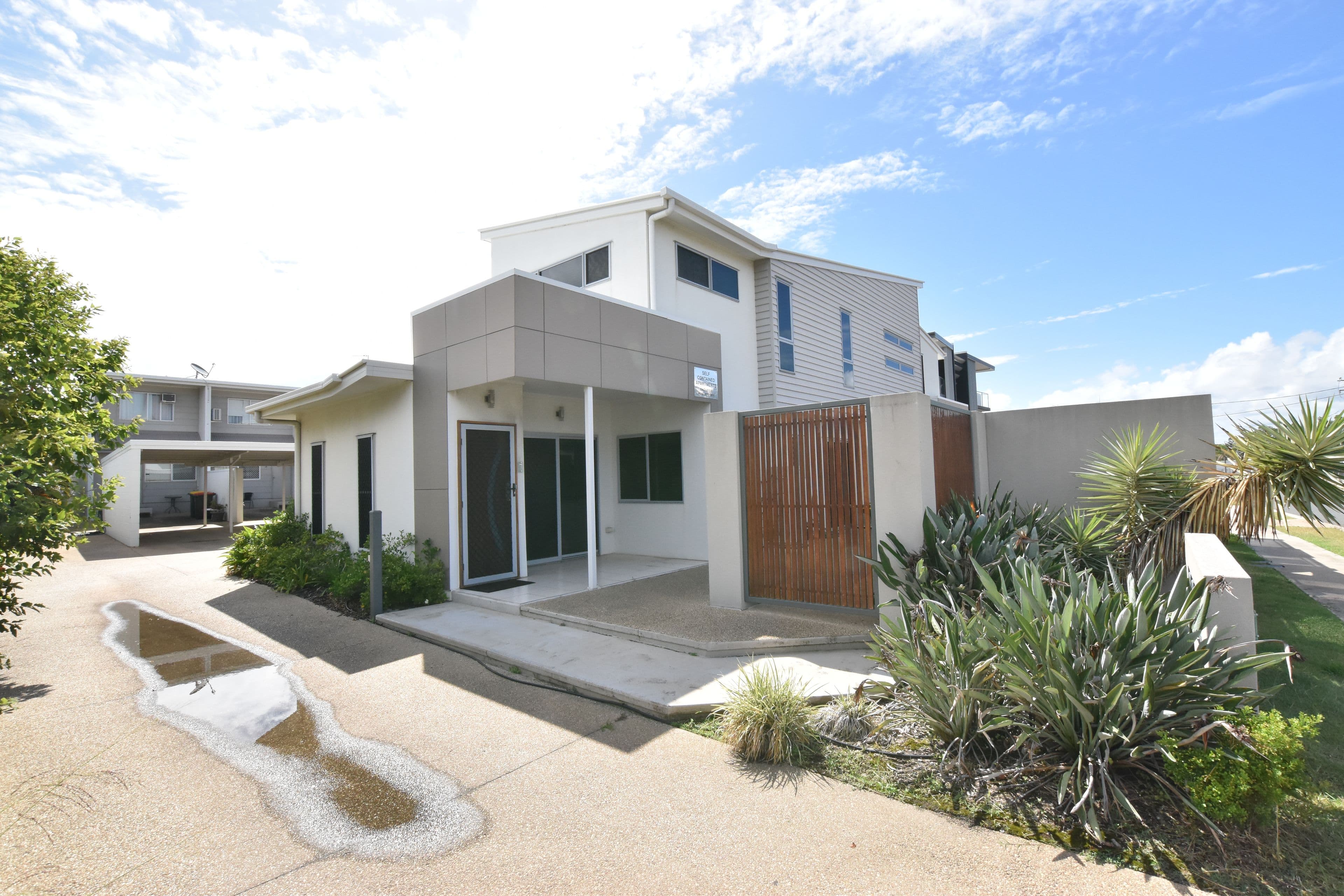 15 Glenlyon Street, Gladstone Central QLD 4680, Gladstone Central - Image 1