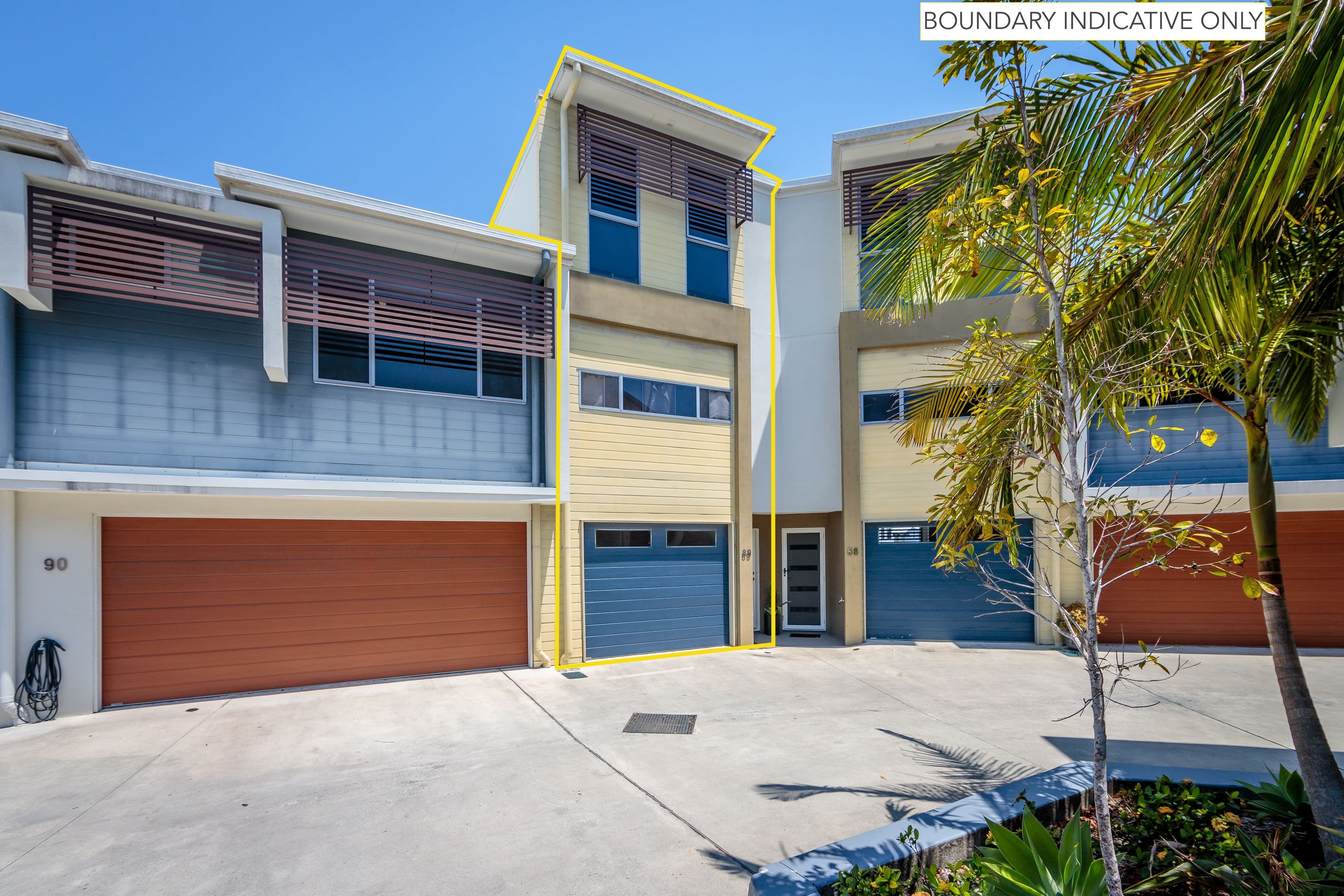 5033 Emerald Island Drive, Carrara QLD 4211, Carrara - Thumbnail 5