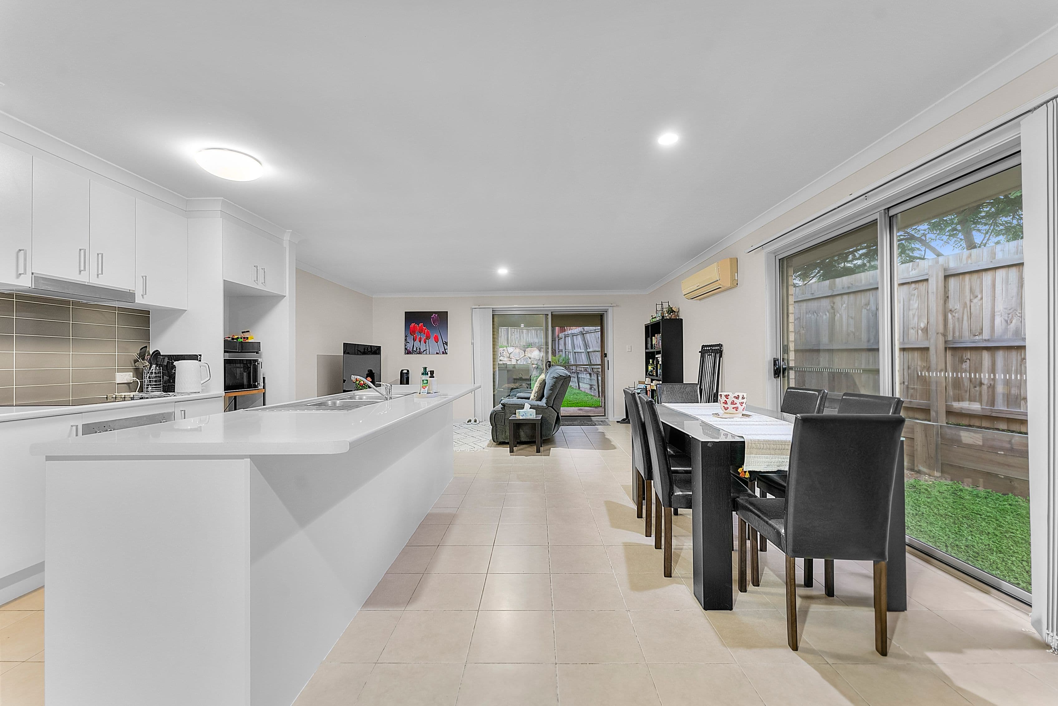 7 Williams Crescent, North Lakes QLD 4509, North Lakes - Thumbnail 3