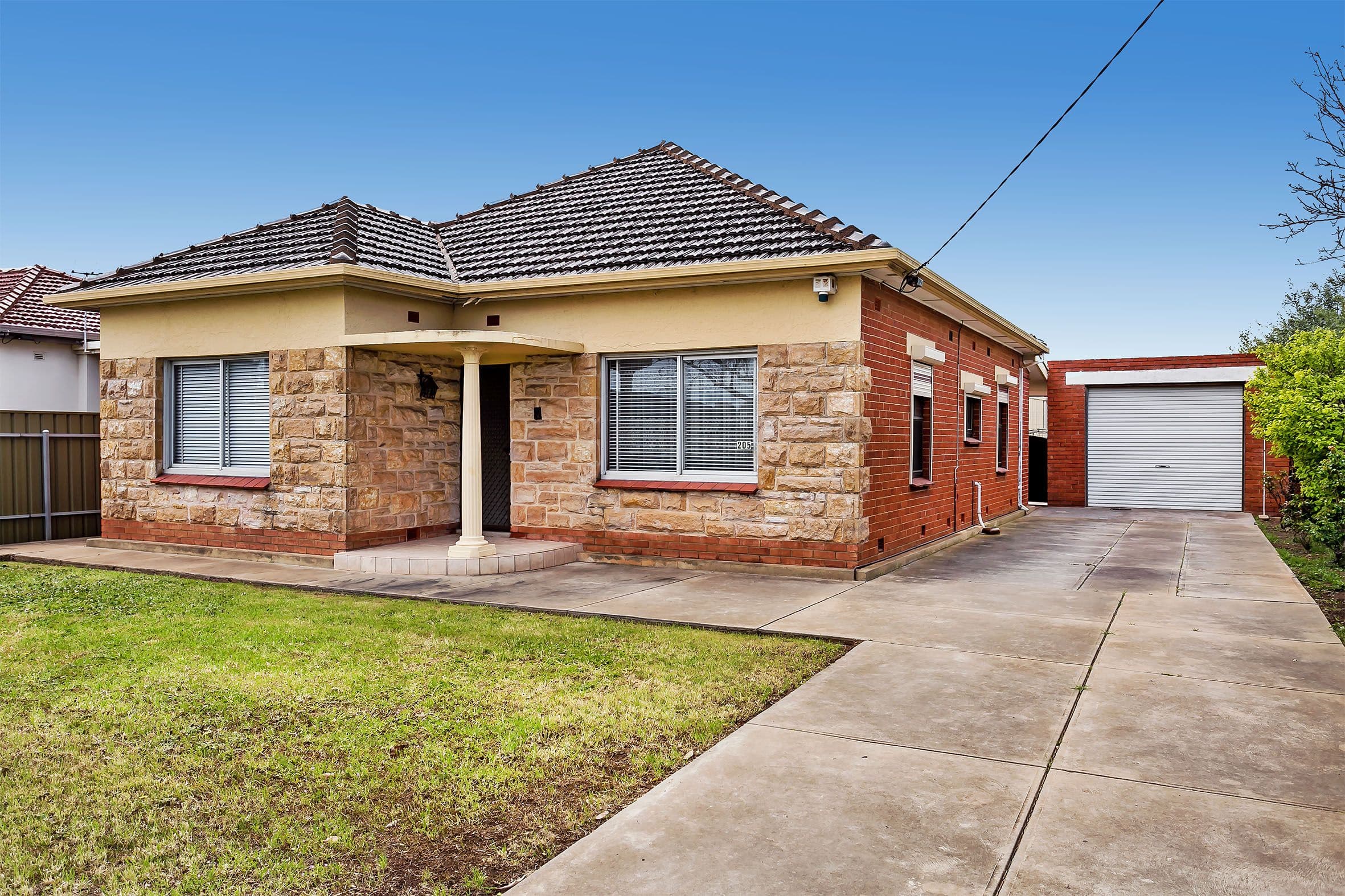 205 Findon Road, Findon SA 5023, Findon - Thumbnail 2