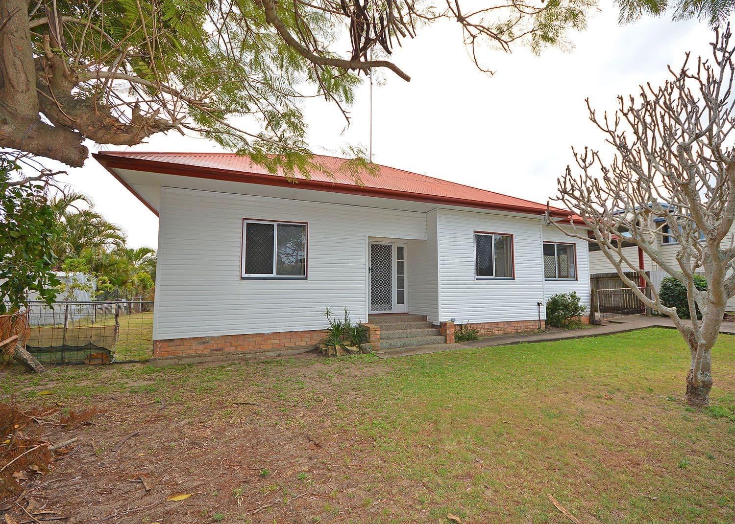 4 King Street, Urangan QLD 4655, Urangan - Thumbnail 2