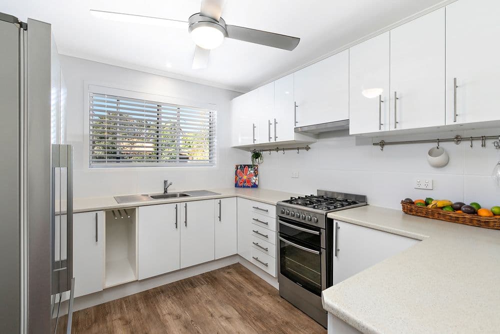 225 Cane Street, Redland Bay QLD 4165, Redland Bay - Thumbnail 2