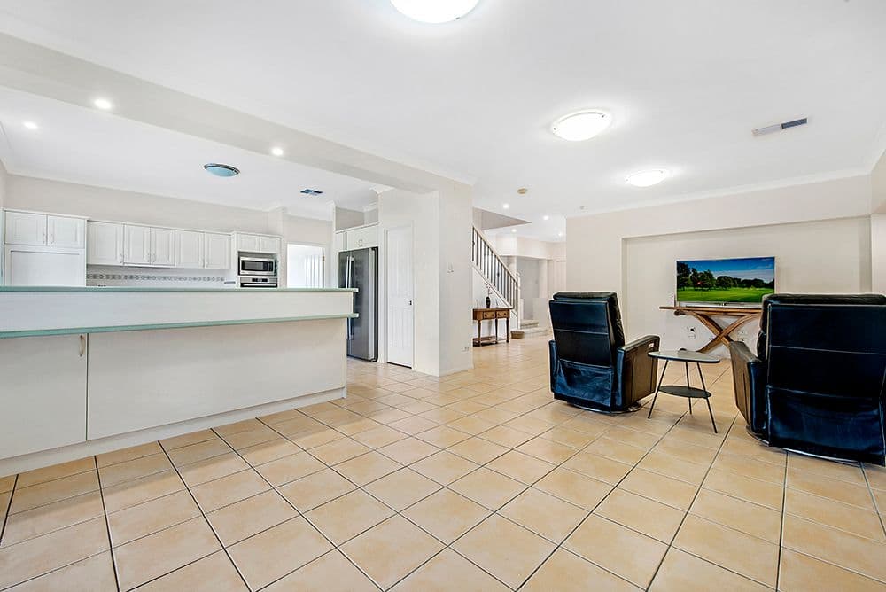 6 Connah Crescent, Carindale QLD 4152, Carindale - Thumbnail 4