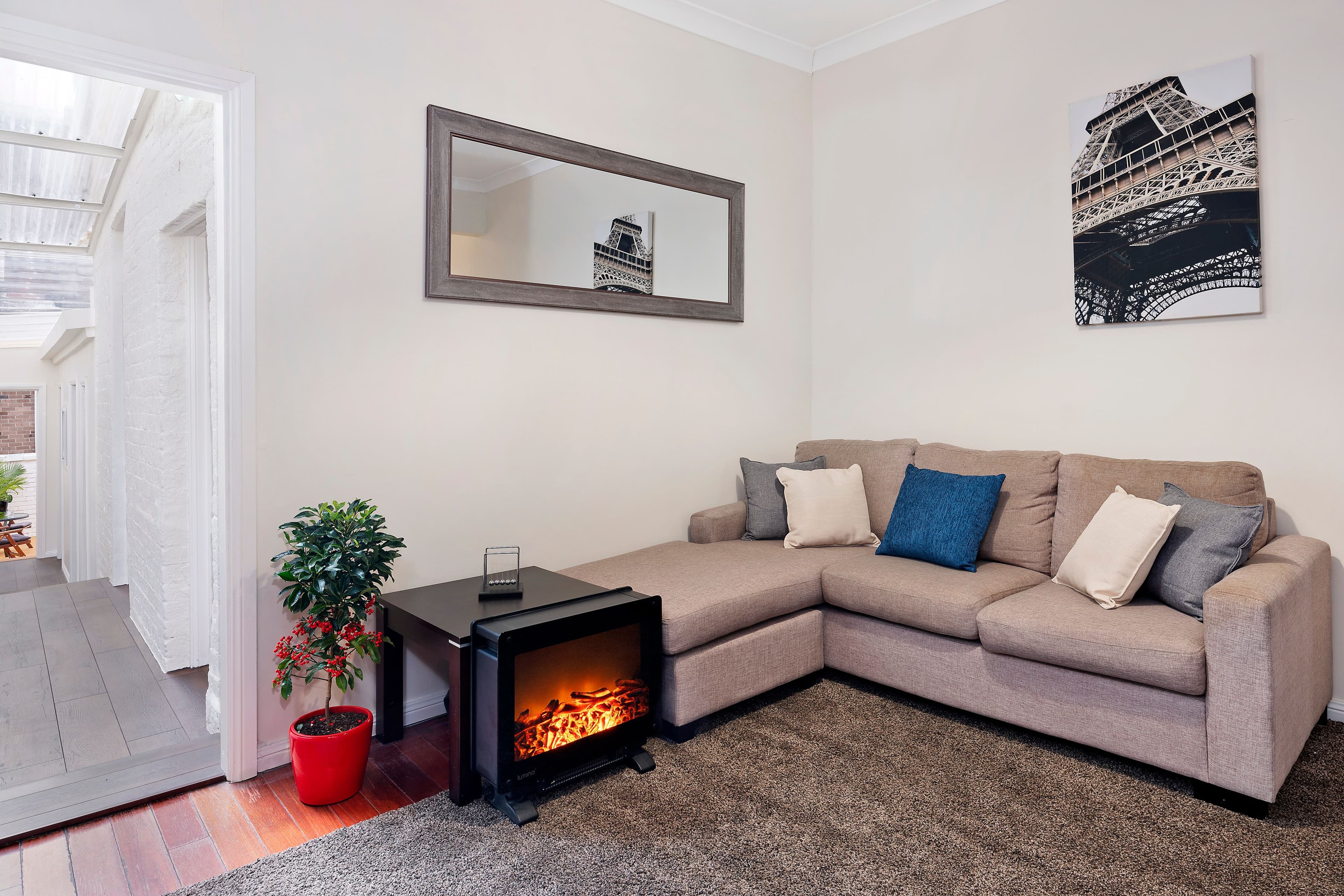 131 Commonwealth Street, Surry Hills - Thumbnail 2