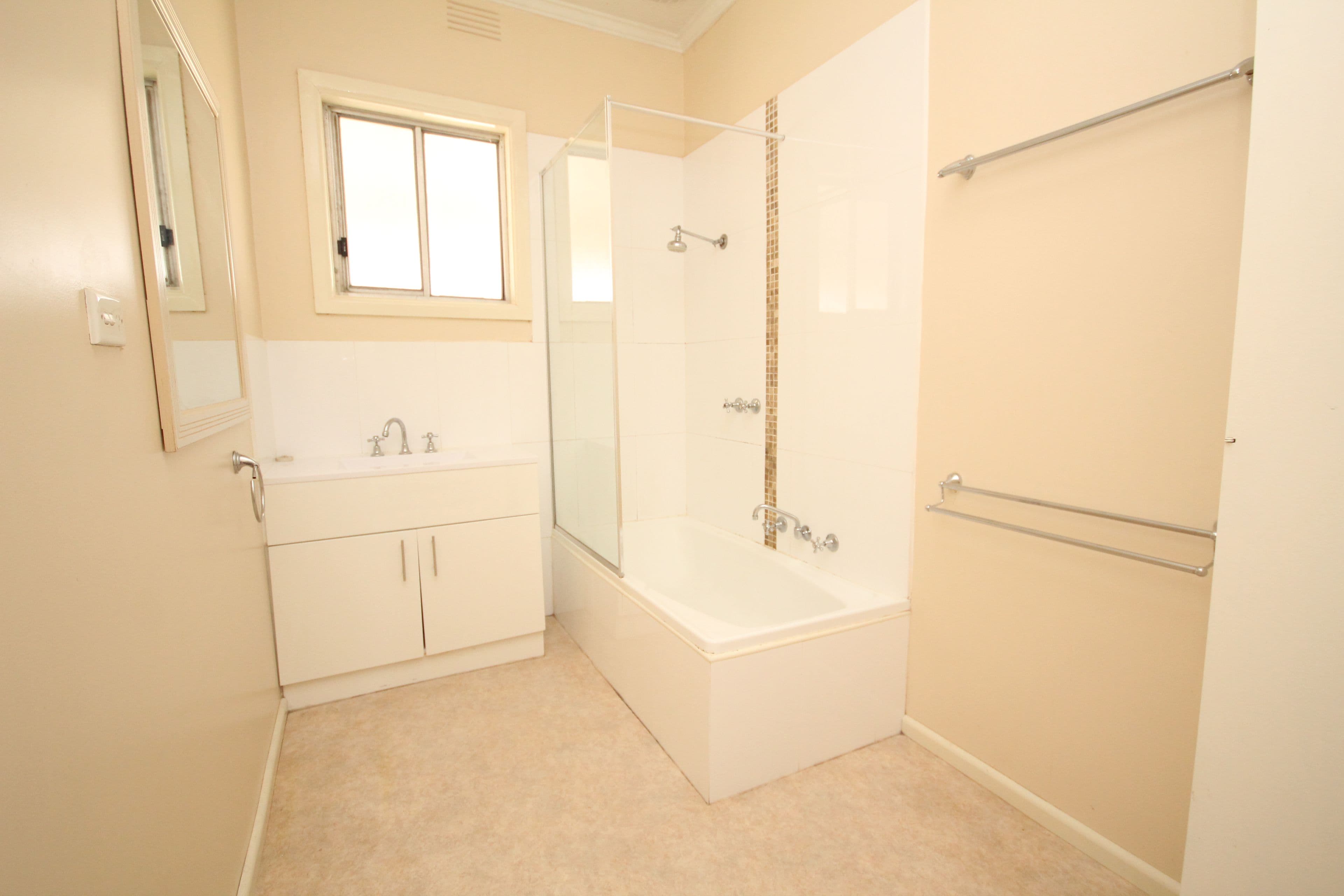 16 Banool Street, Horsham VIC 3400, Horsham - Thumbnail 4