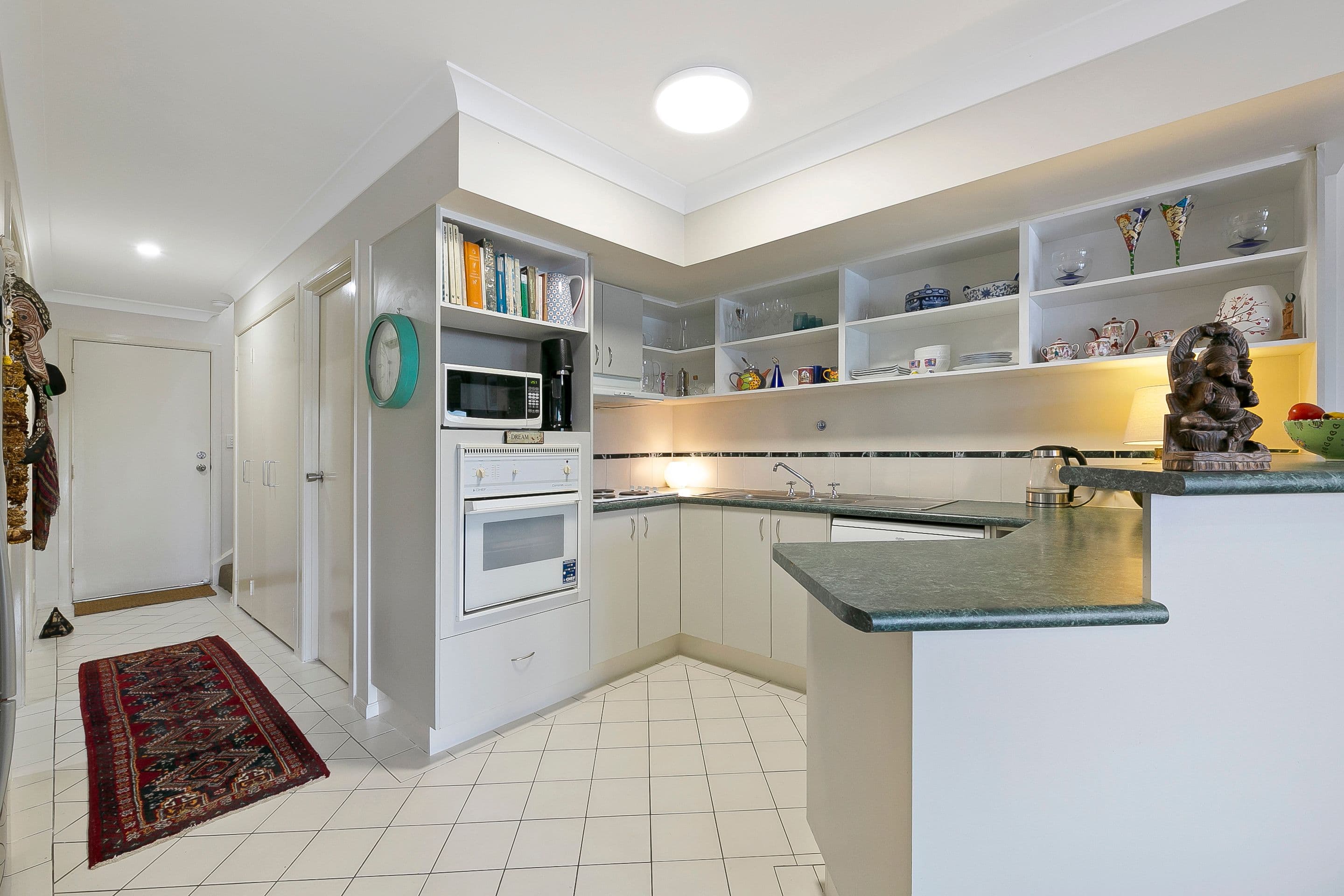 7-9 Santa Cruz Boulevard, Clear Island Waters QLD 4226, Clear Island Waters - Thumbnail 5
