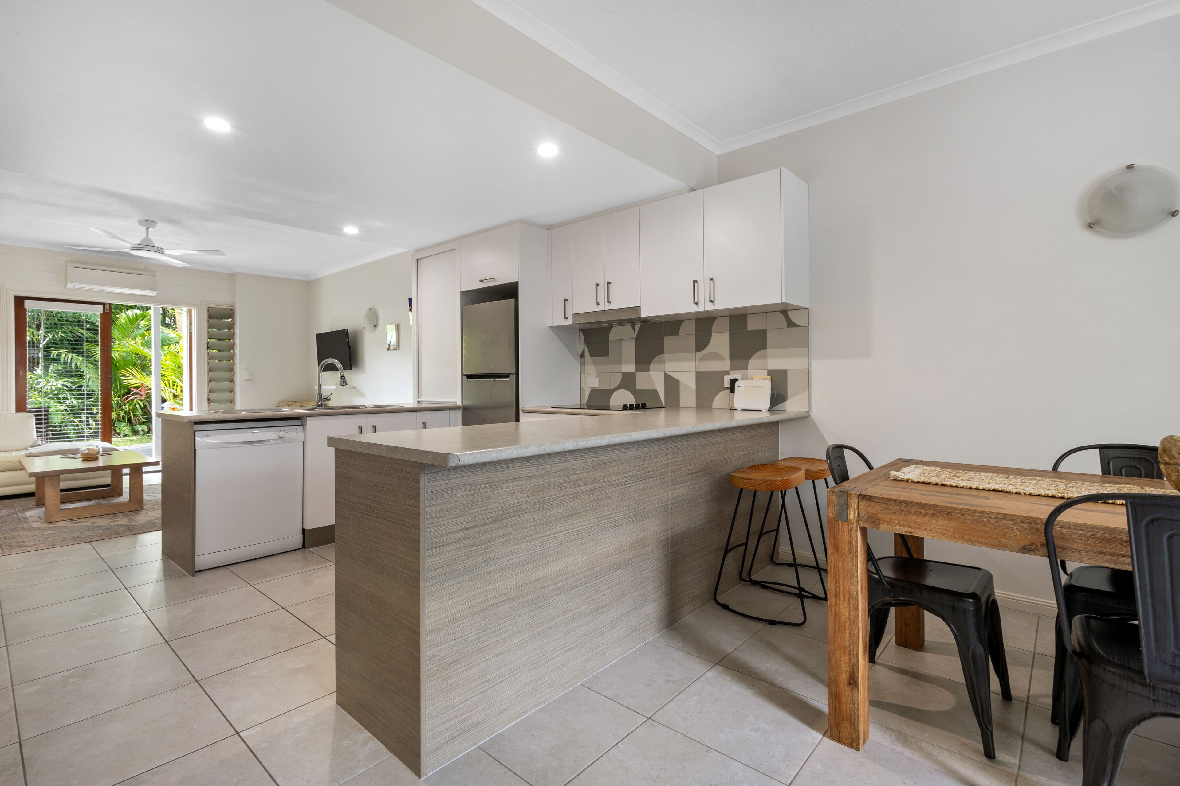 9 Craven Close, Port Douglas QLD 4877, Port Douglas - Thumbnail 3