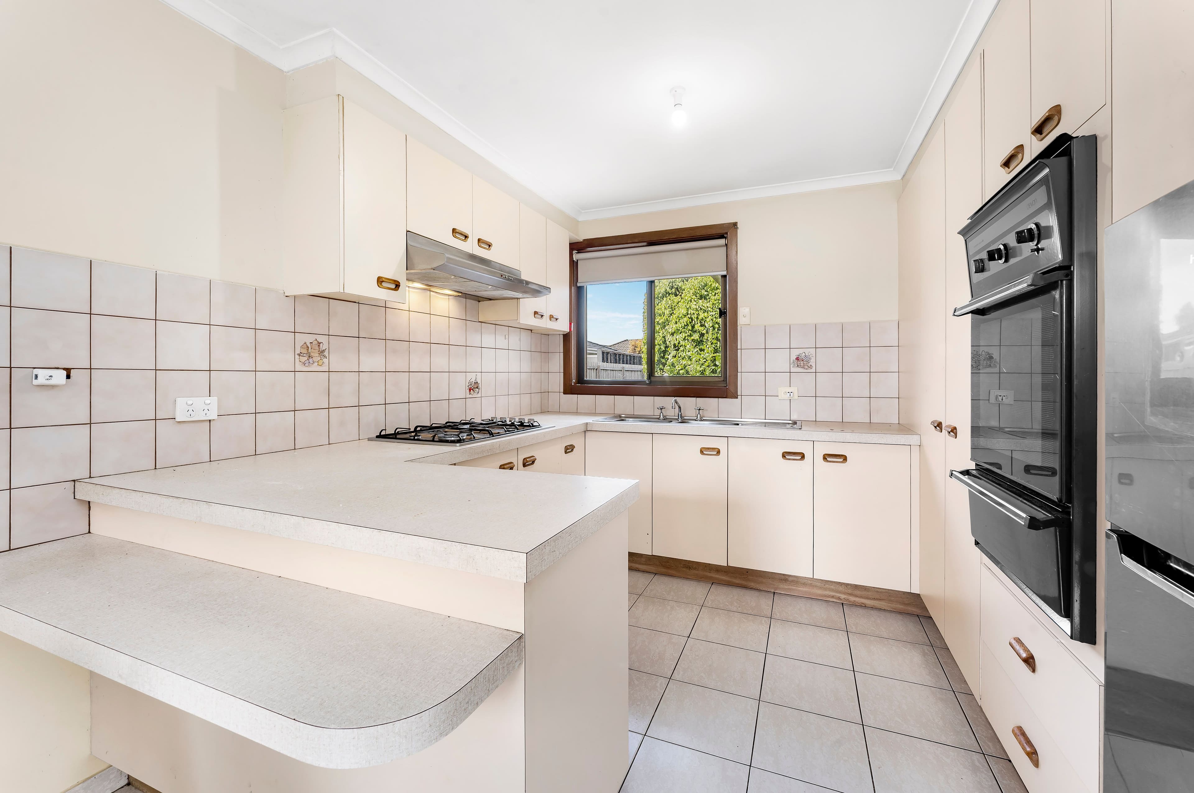18 Legon Road, Oakleigh South VIC 3167, Oakleigh South - Image 1