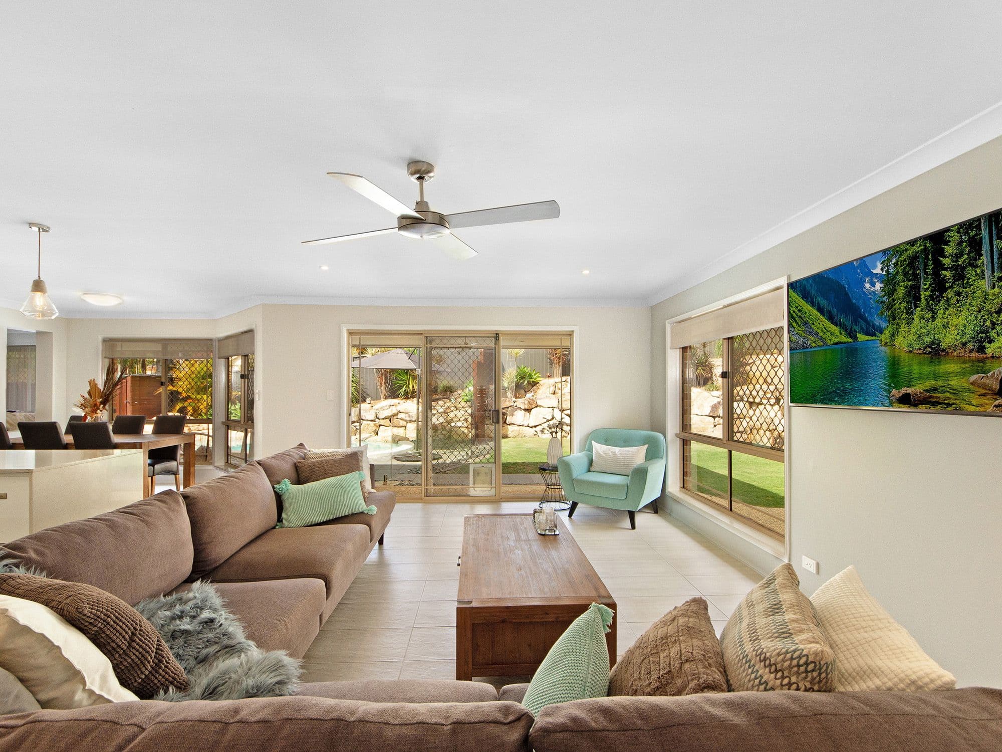 11 Pottinger Crescent, Oxenford QLD 4210, Oxenford - Thumbnail 7