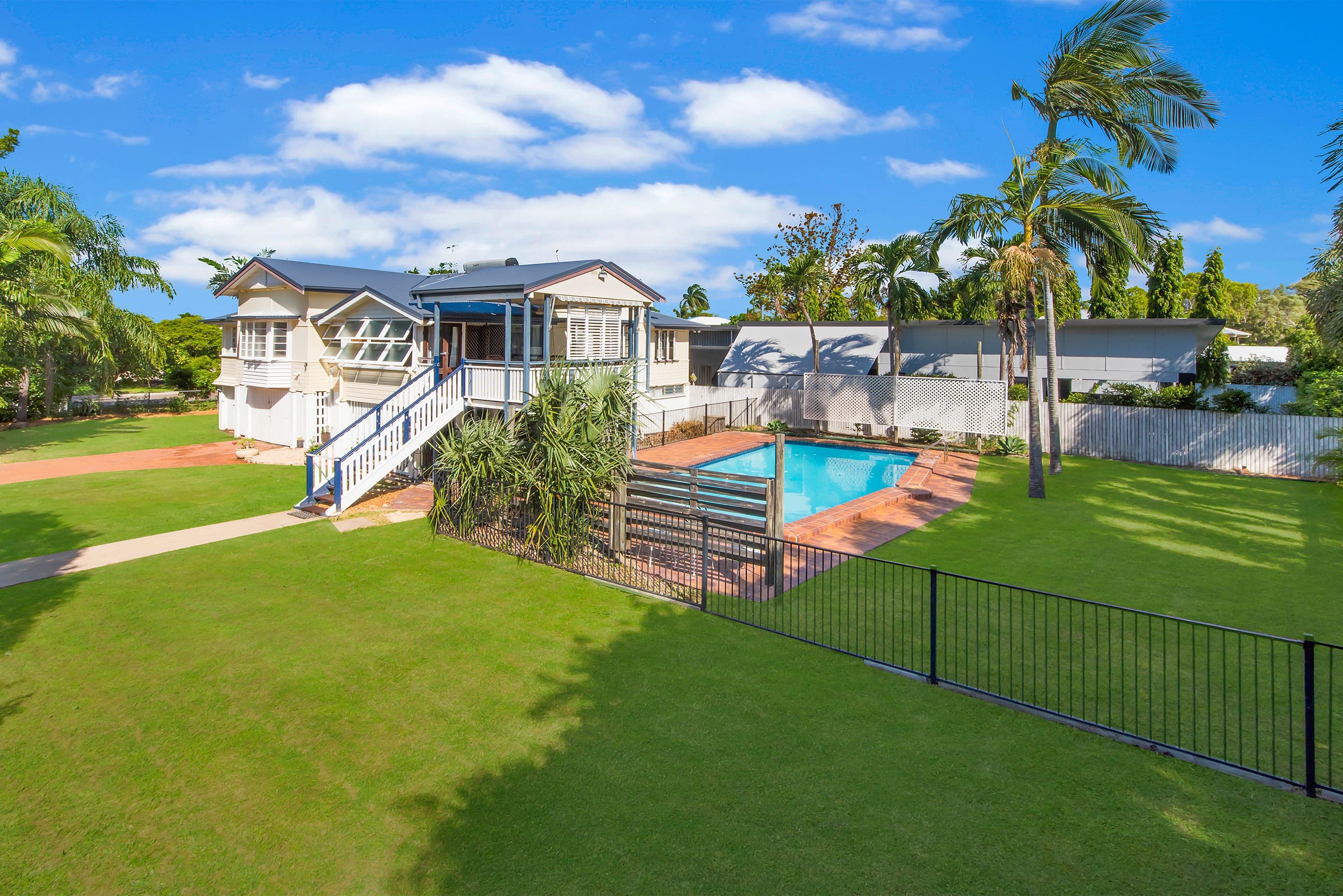 6 Purves Street, Hyde Park QLD 4812, Hyde Park - Thumbnail 3