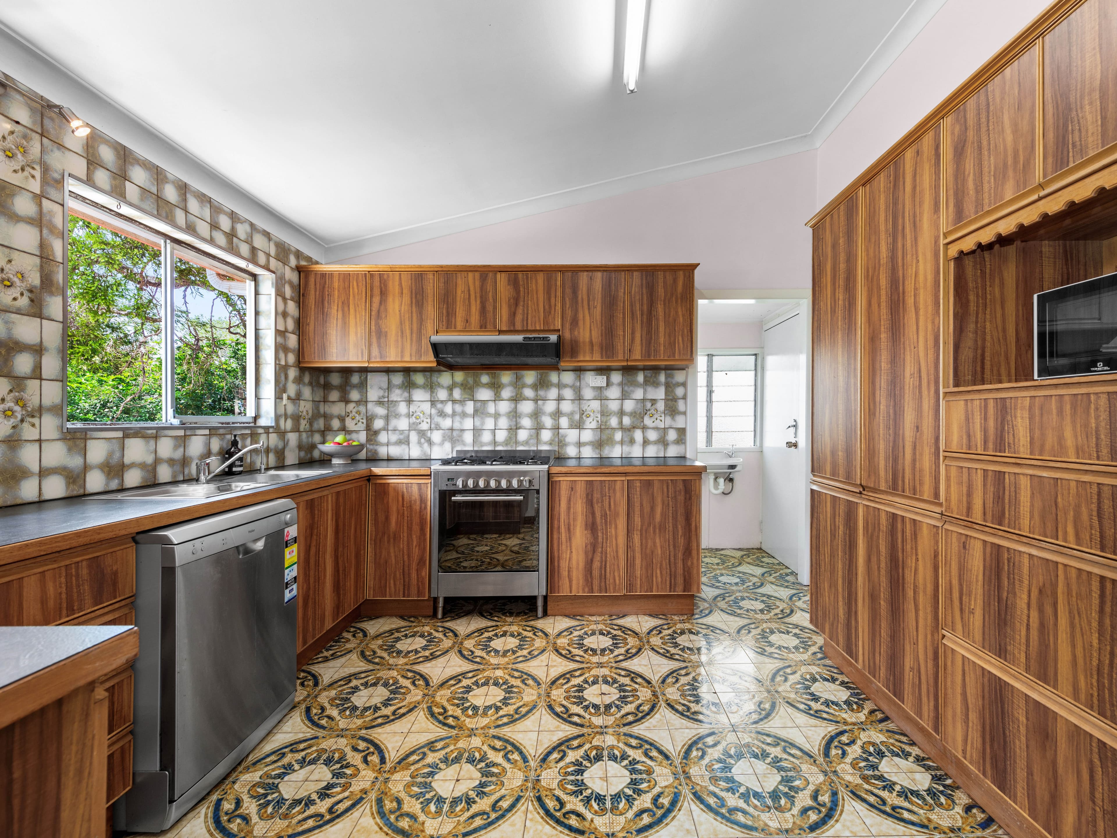 117 Ashgrove Avenue, Ashgrove QLD 4060, Ashgrove - Thumbnail 6