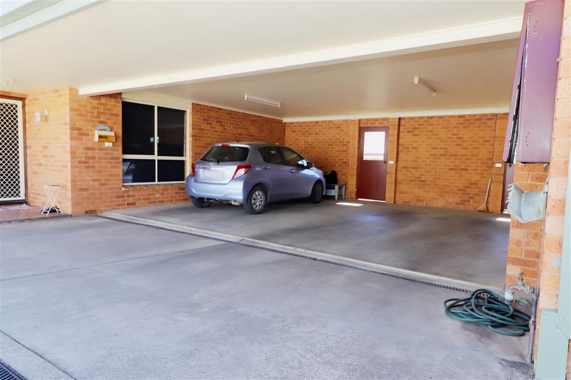 5 Hume Place, Tumut NSW 2720, Tumut - Thumbnail 2