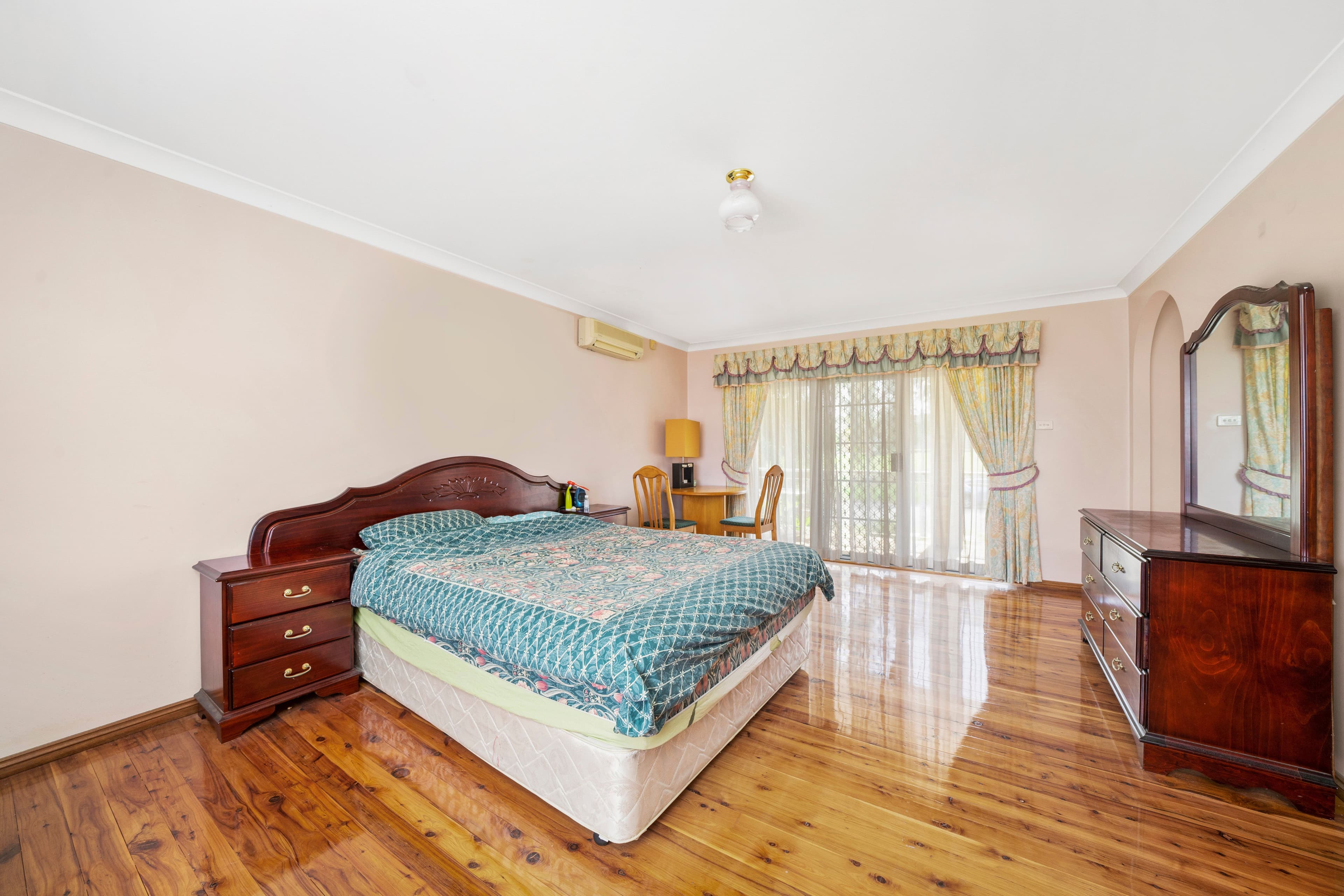 5 Runcorn Street, St Johns Park NSW 2176, St Johns Park - Thumbnail 6