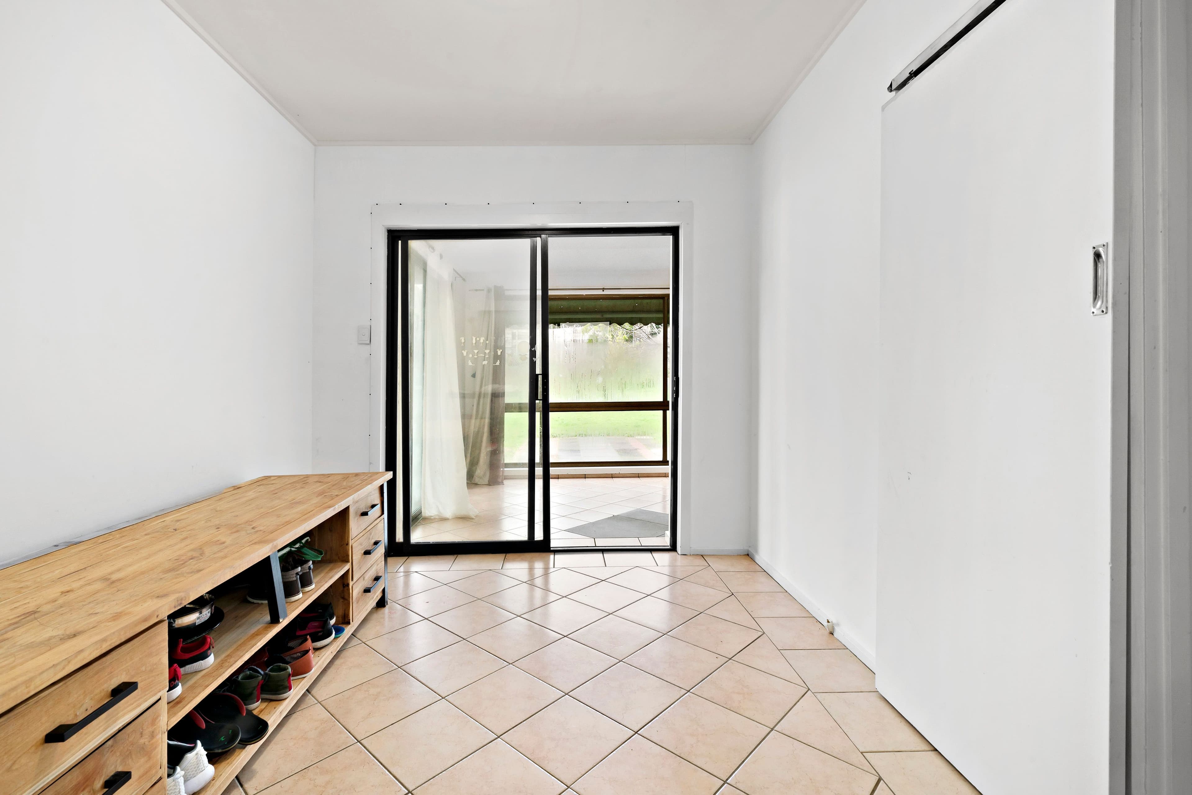 15 Swift Street, Frankston VIC 3199, Frankston - Thumbnail 7