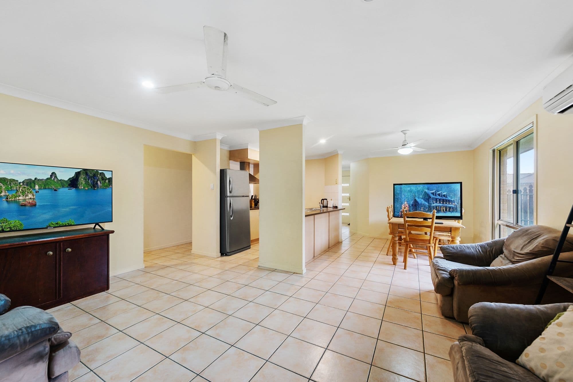 14 Zoe Place, Deception Bay QLD 4508, Deception Bay - Thumbnail 2