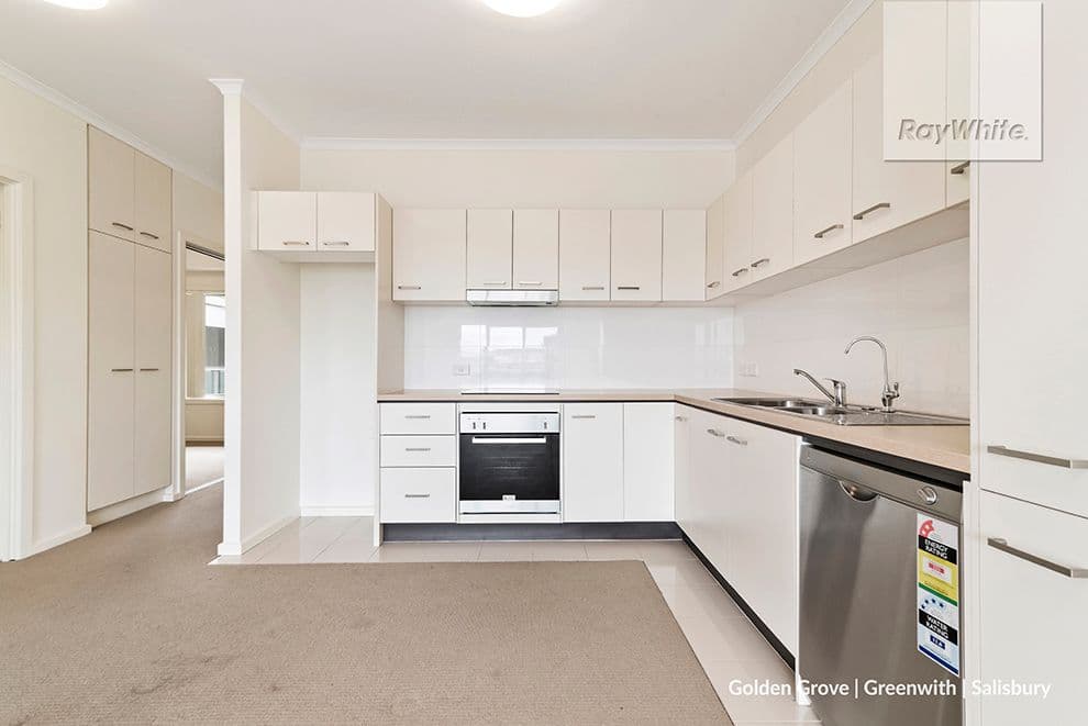 27/10-16 Light Common, Mawson Lakes SA 5095, Mawson Lakes - Thumbnail 3