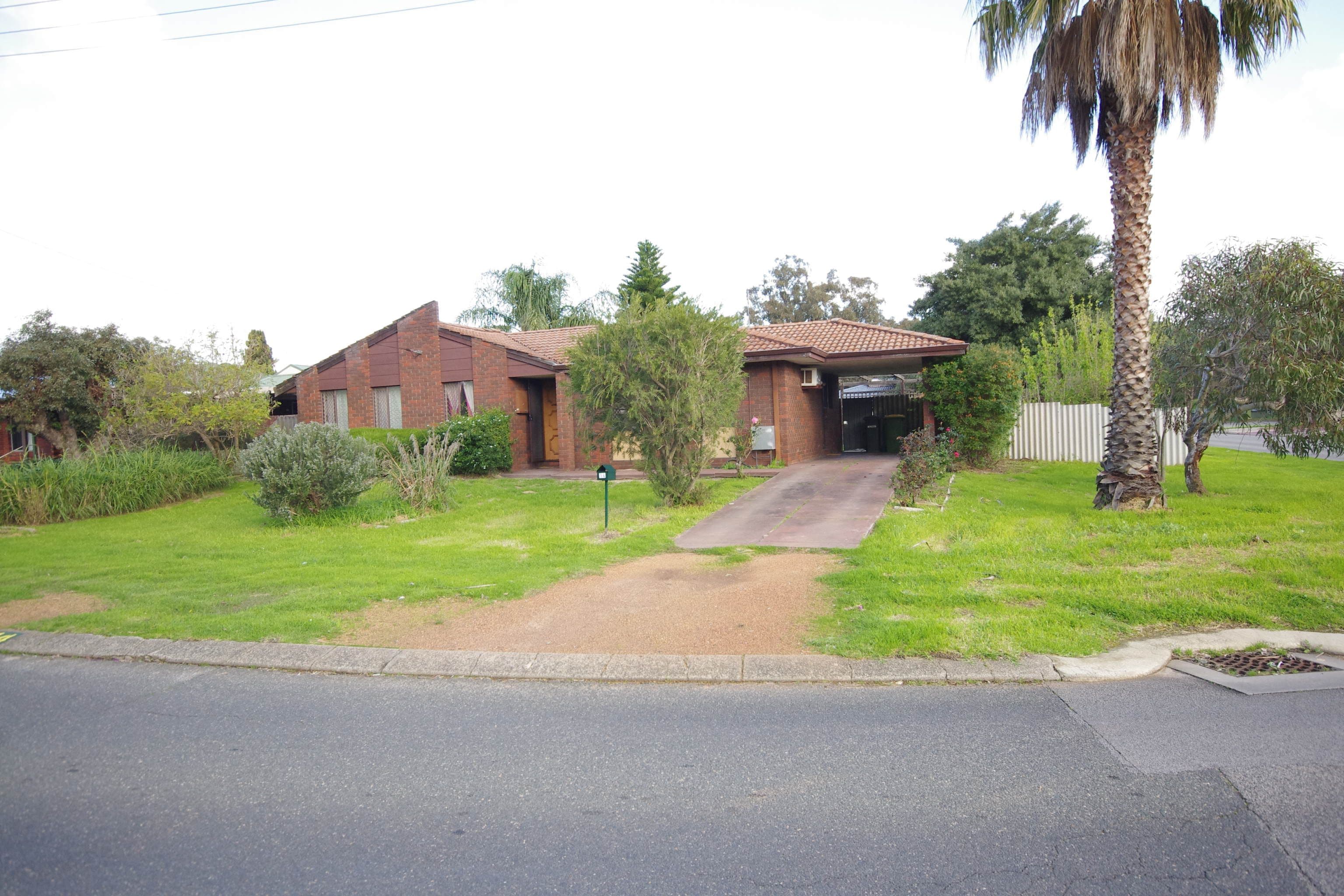 14 Rhine Way, Swan View WA 6056, Swan View - Image 1