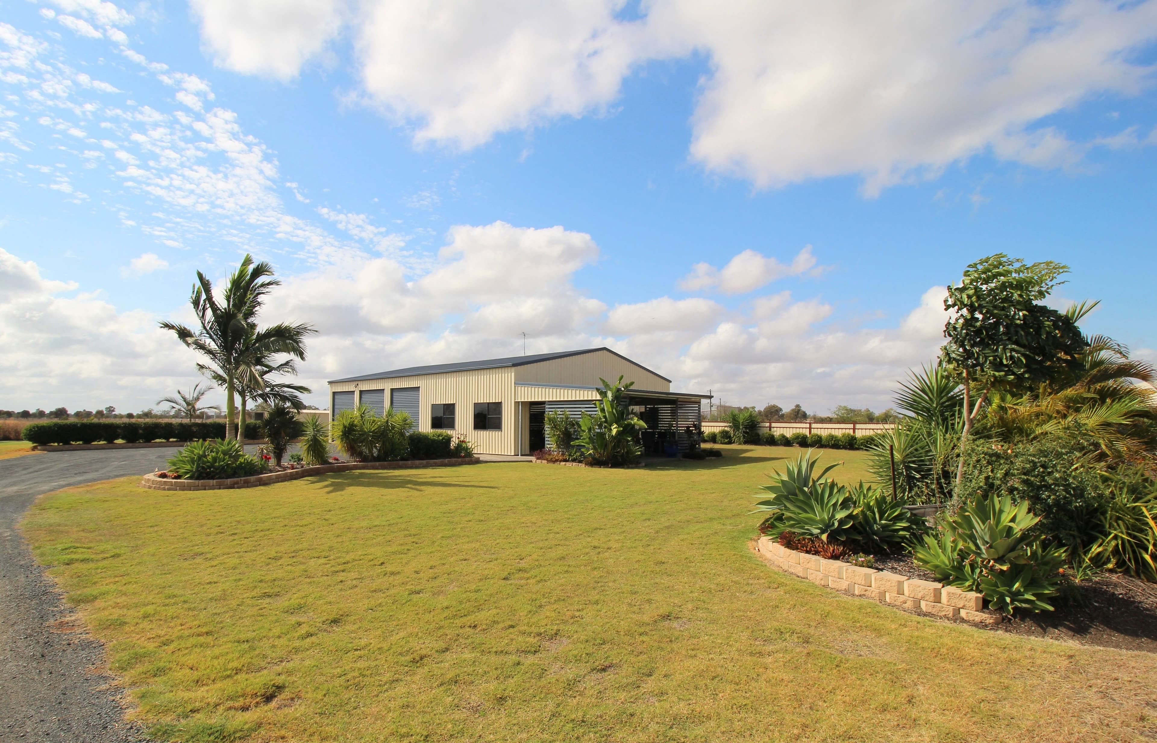 9 Bottle Tree Road, Emerald QLD 4720, Emerald - Image 1