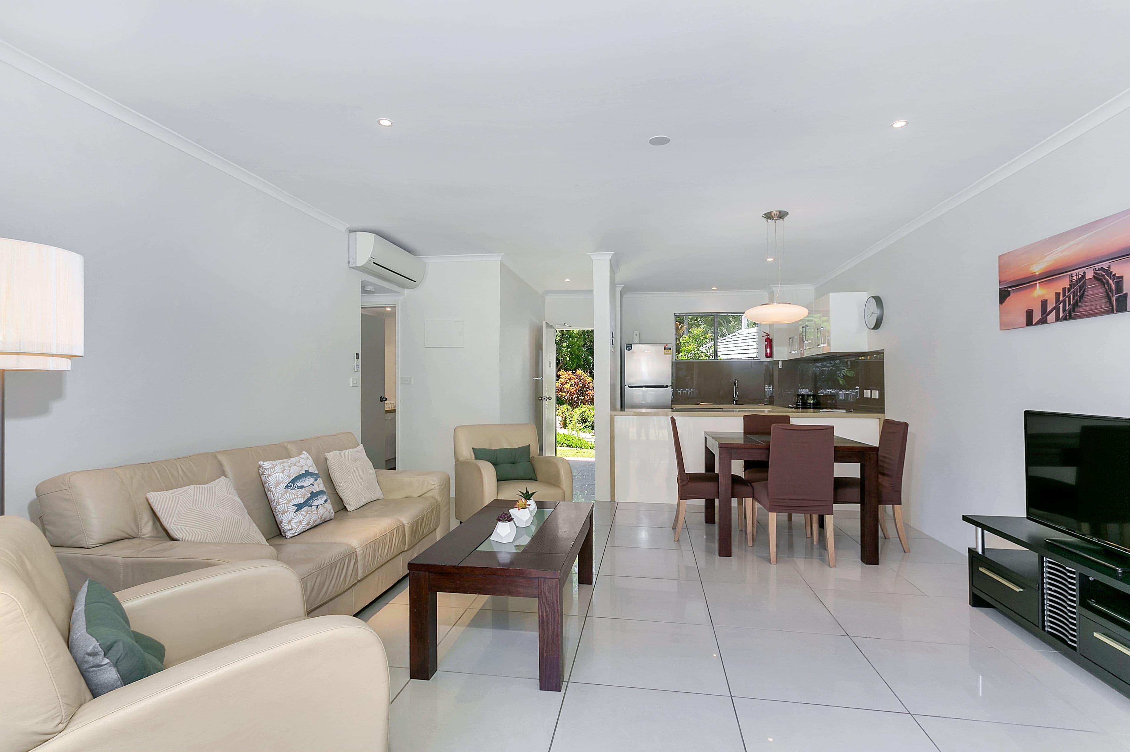 203 Coral Coast Drive, Palm Cove QLD 4879, Palm Cove - Thumbnail 3