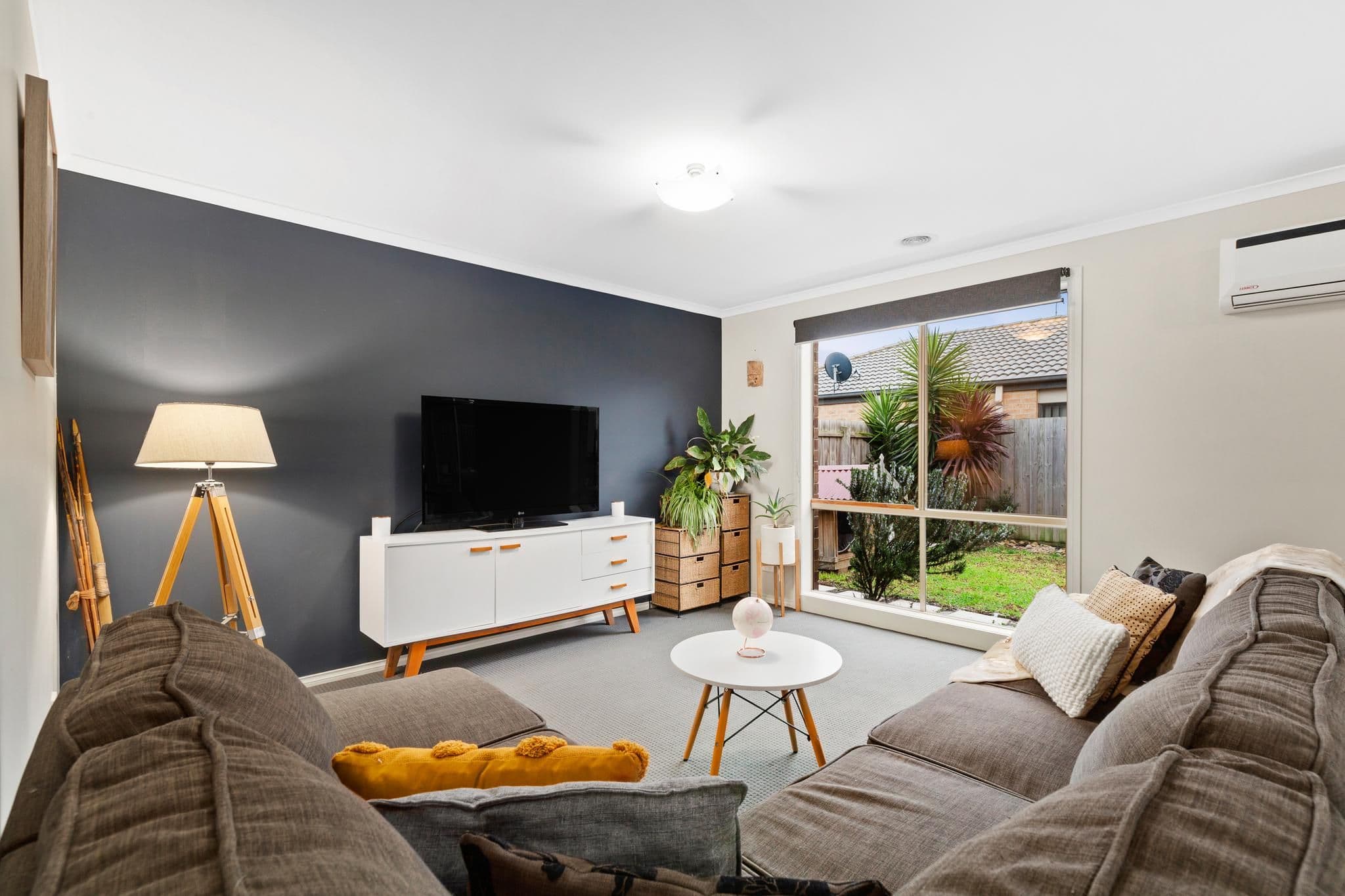 18 Weebill Way, Pakenham VIC 3810, Pakenham - Thumbnail 2