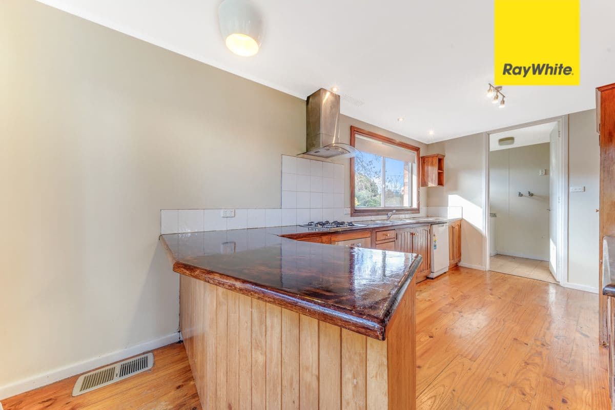 8 Becke Place, Garran ACT 2605, Garran - Thumbnail 2
