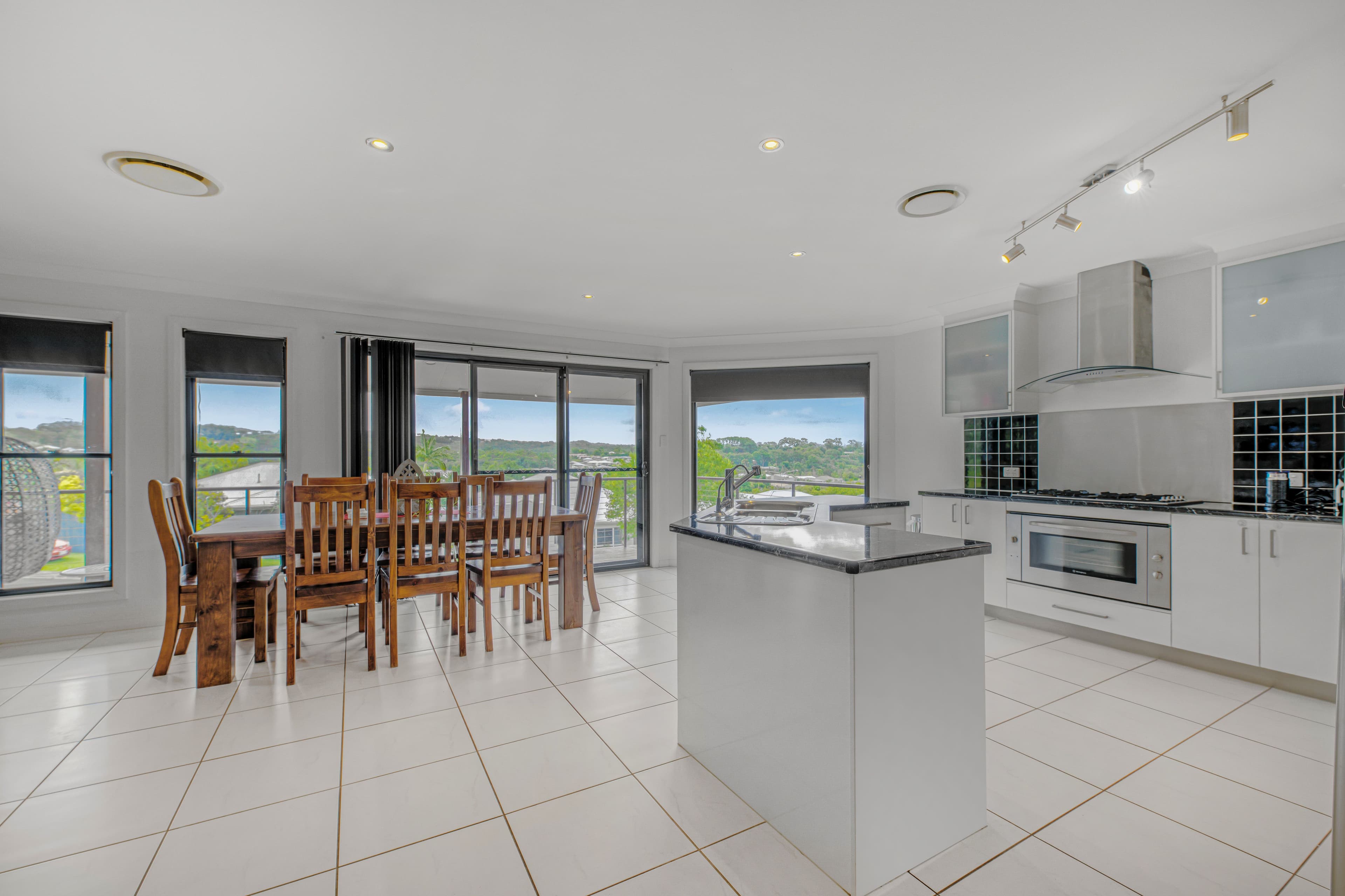 12 Lilly Court, Bli Bli QLD 4560, Bli Bli - Thumbnail 3