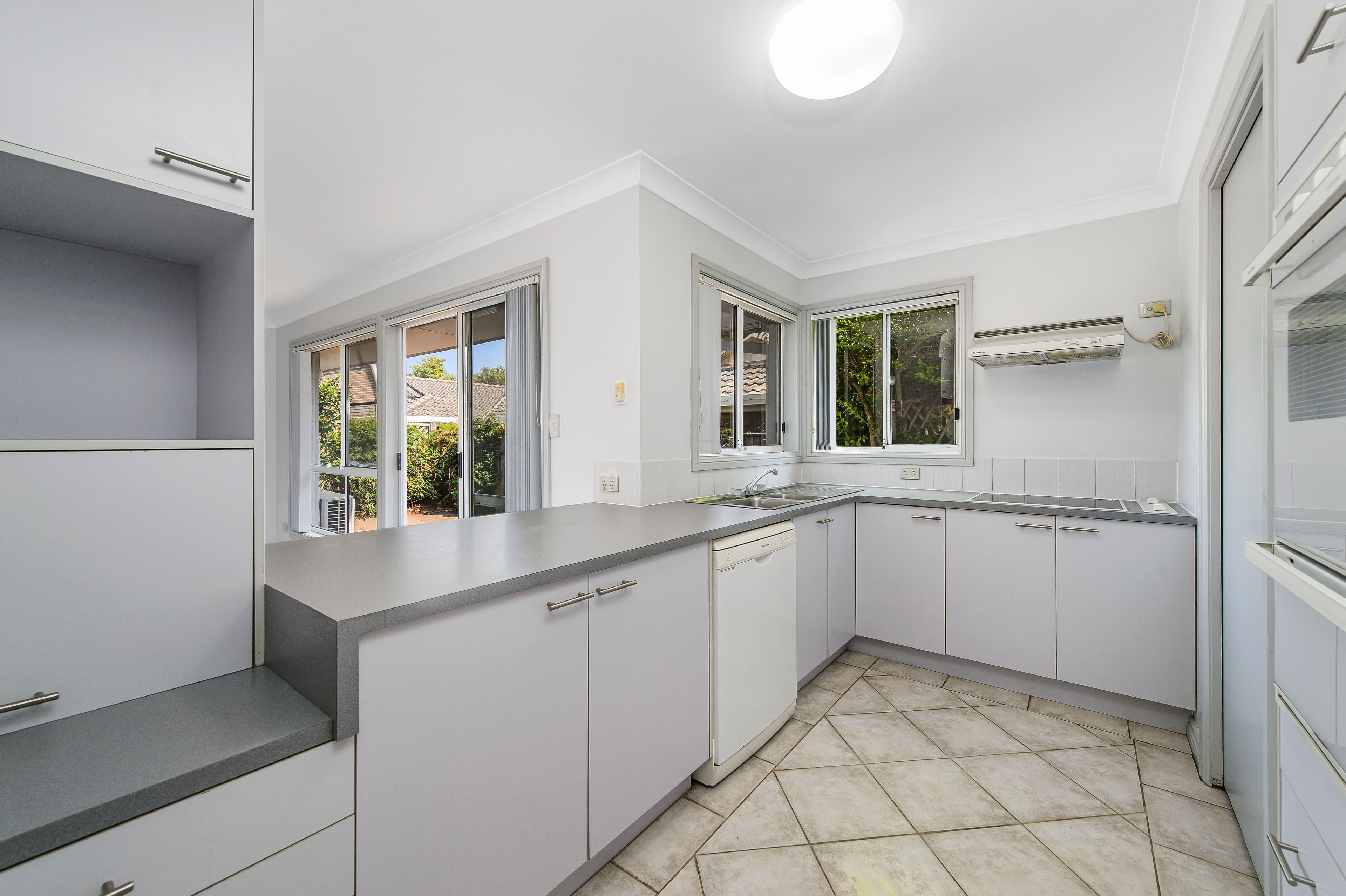5 Park Street, Port Macquarie NSW 2444, Port Macquarie - Thumbnail 4