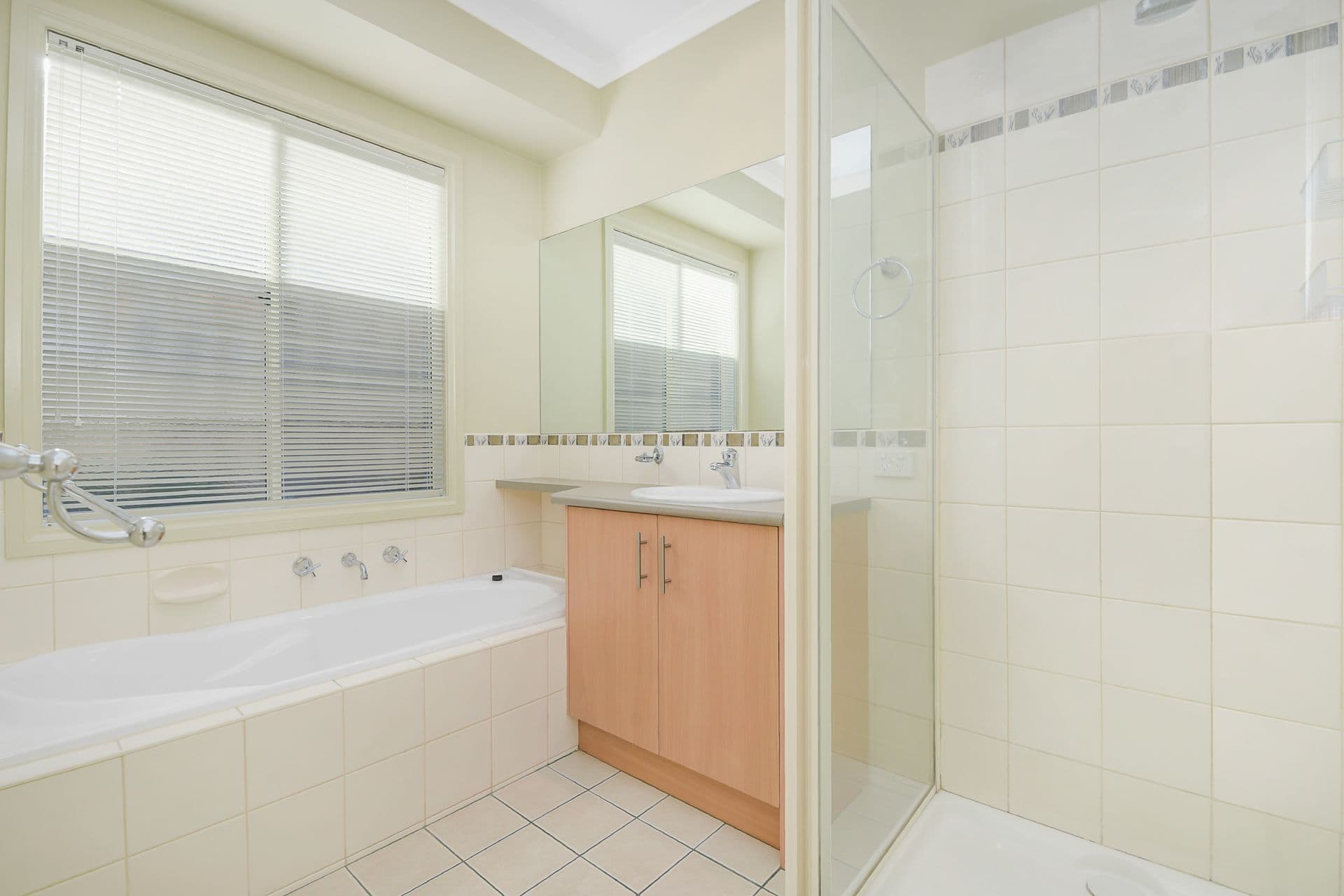 13 Atkinson Drive, Berwick VIC 3806, Berwick - Thumbnail 8
