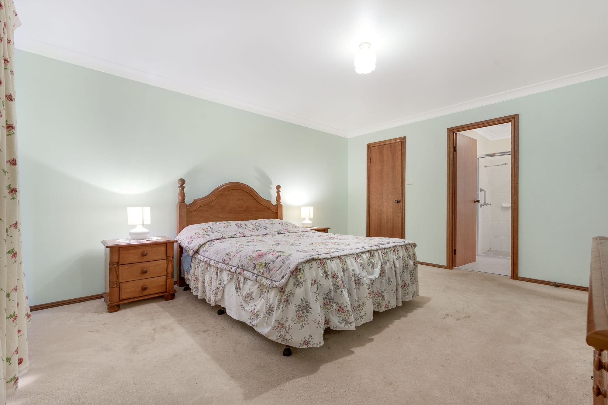 1 Browns Road, The Oaks - Thumbnail 6
