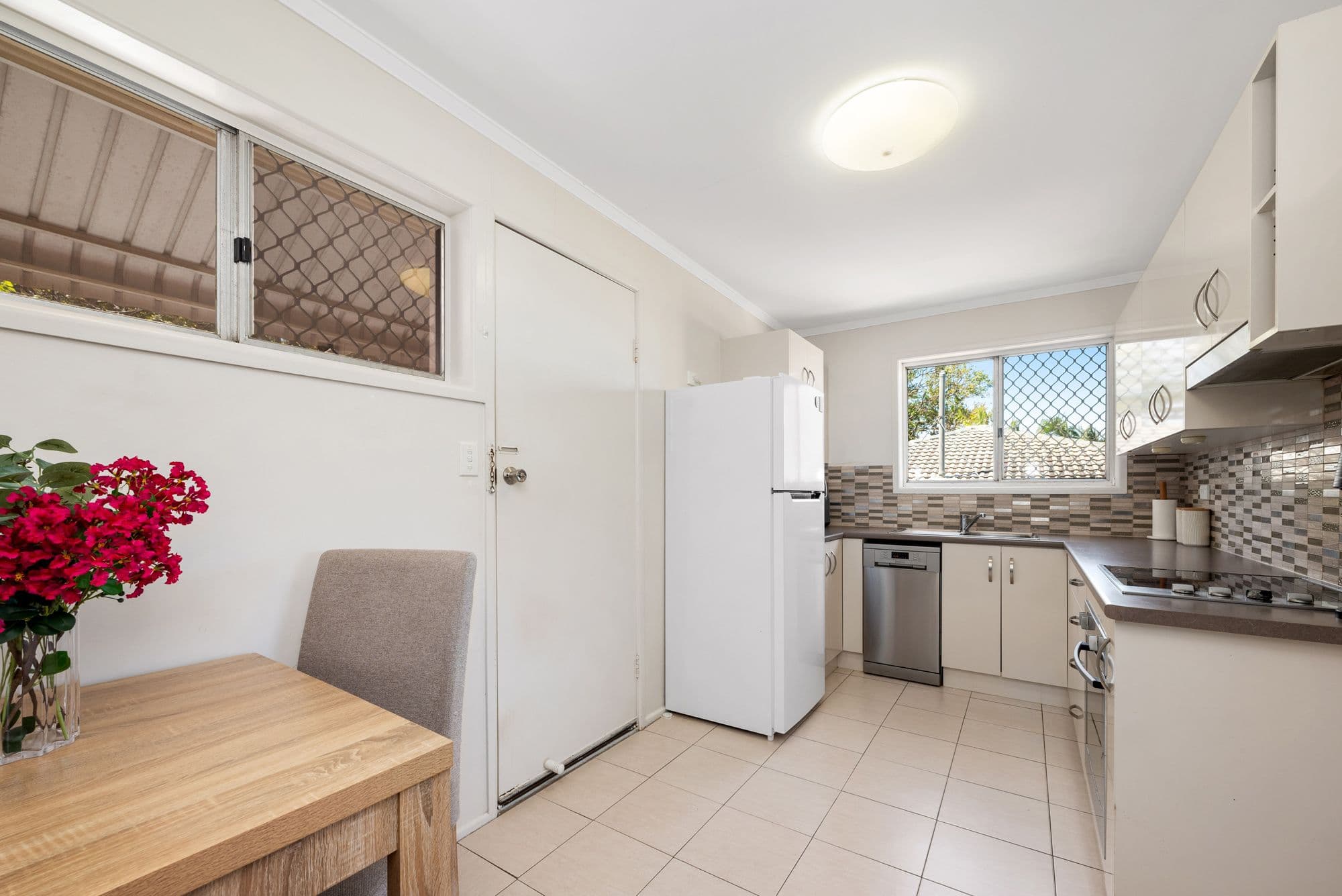 36 Raffles Street, Mount Gravatt East QLD 4122, Mount Gravatt East - Thumbnail 5