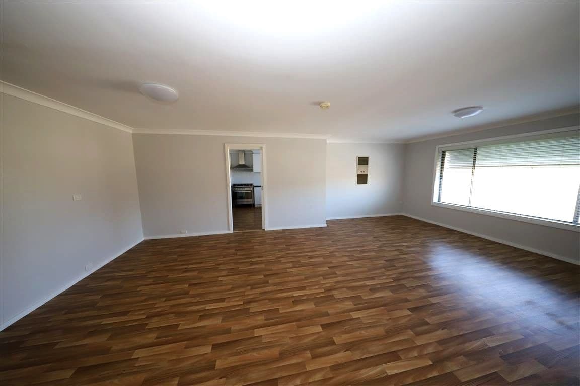 4 Clarence Street, Tumut NSW 2720, Tumut - Thumbnail 5
