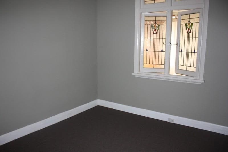 32 Roslyn Avenue, Islington - Thumbnail 3