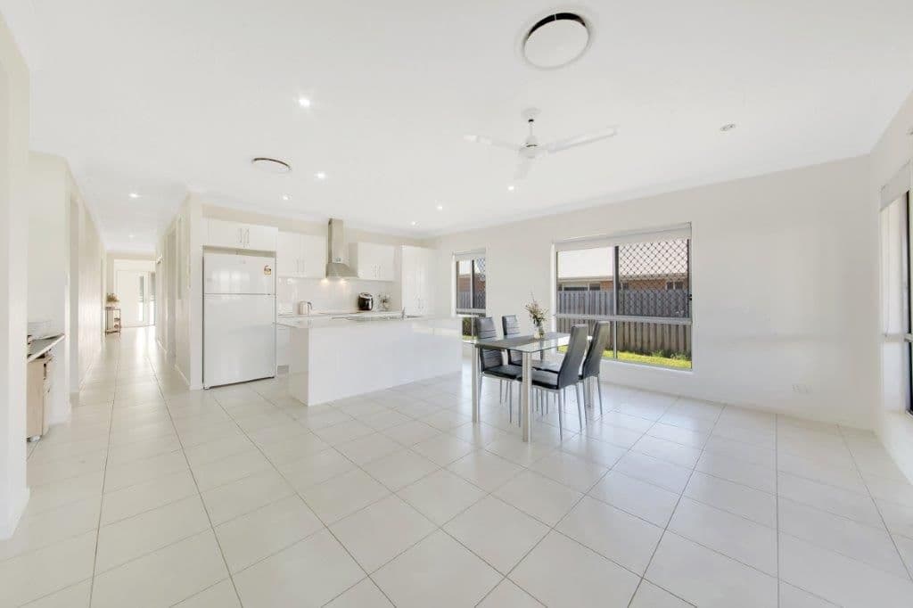 20 Sundew Street, New Auckland QLD 4680, New Auckland - Thumbnail 8